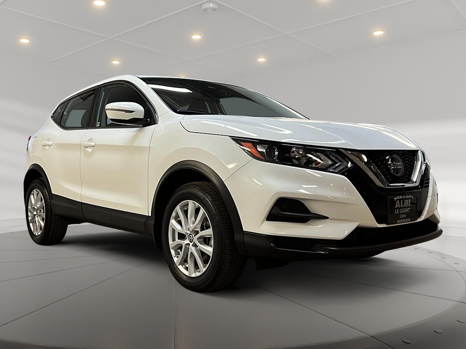 Nissan Qashqai S 4RM 2023 - image #3