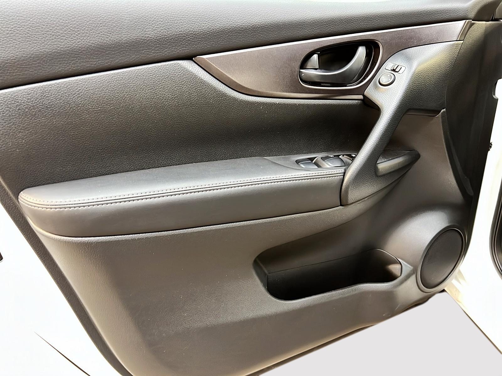 Nissan Qashqai S 4RM 2023 - image #22
