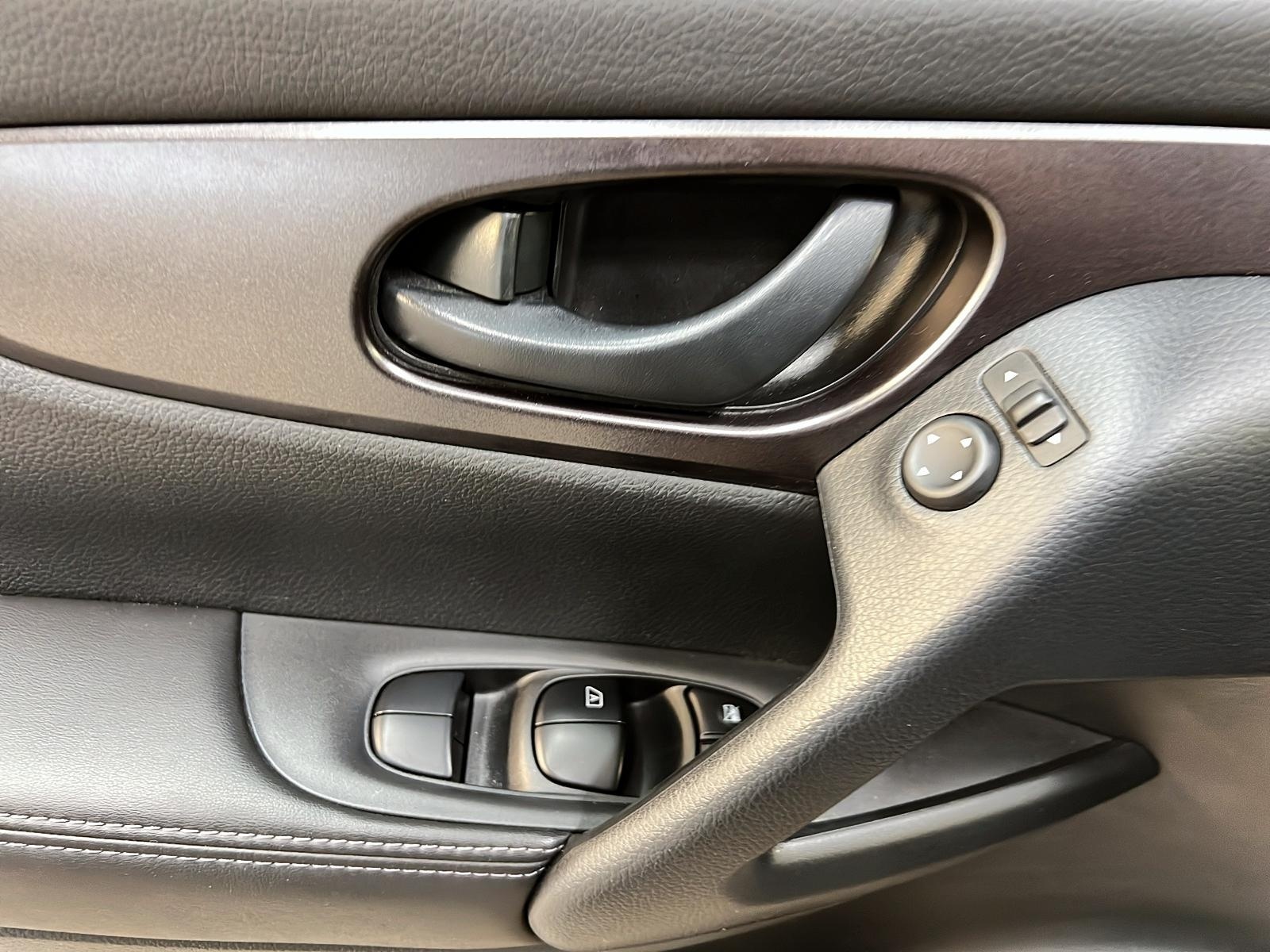 Nissan Qashqai S 2023 - image #21