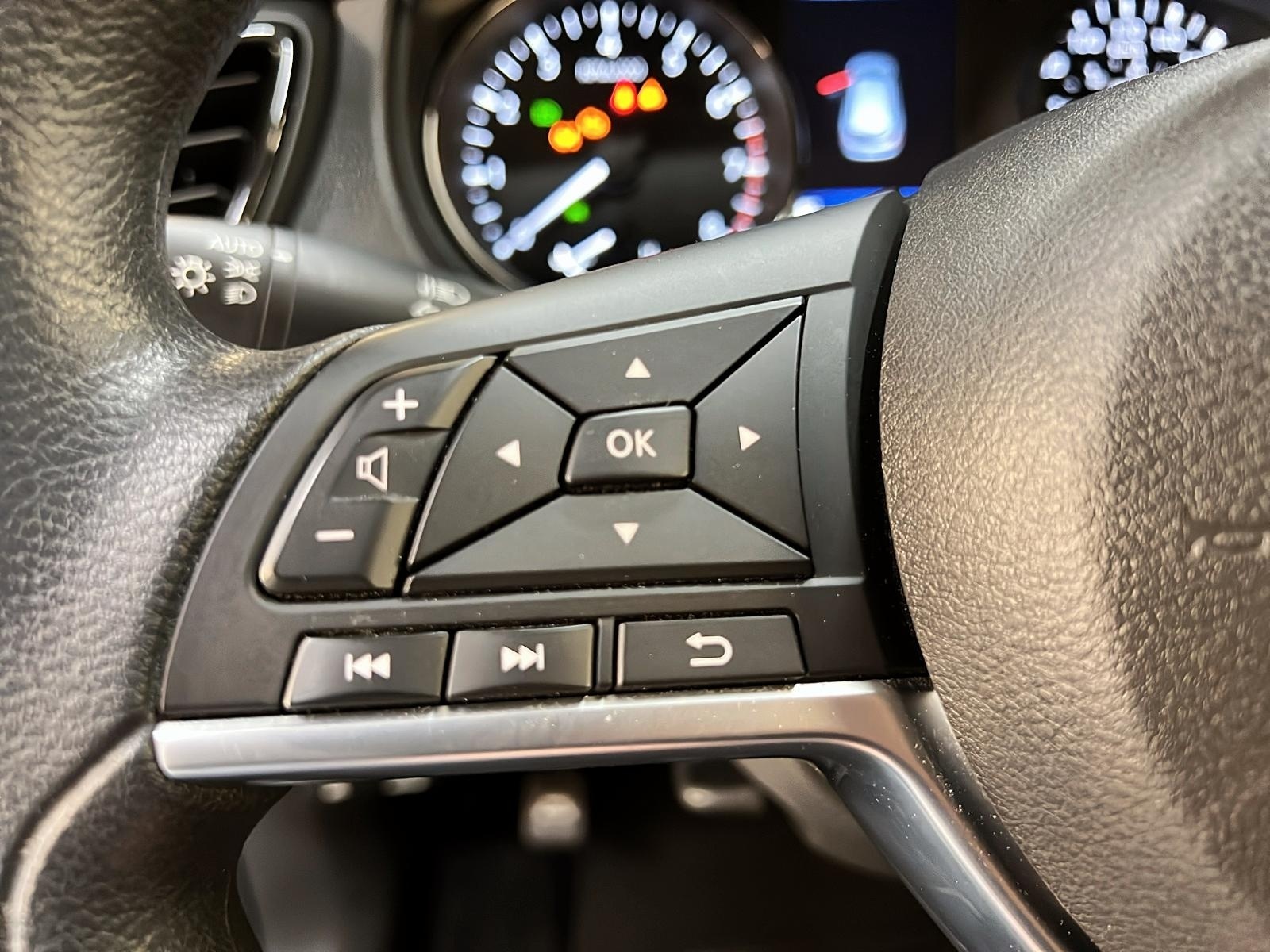 Nissan Qashqai S 4RM 2023 - image #18