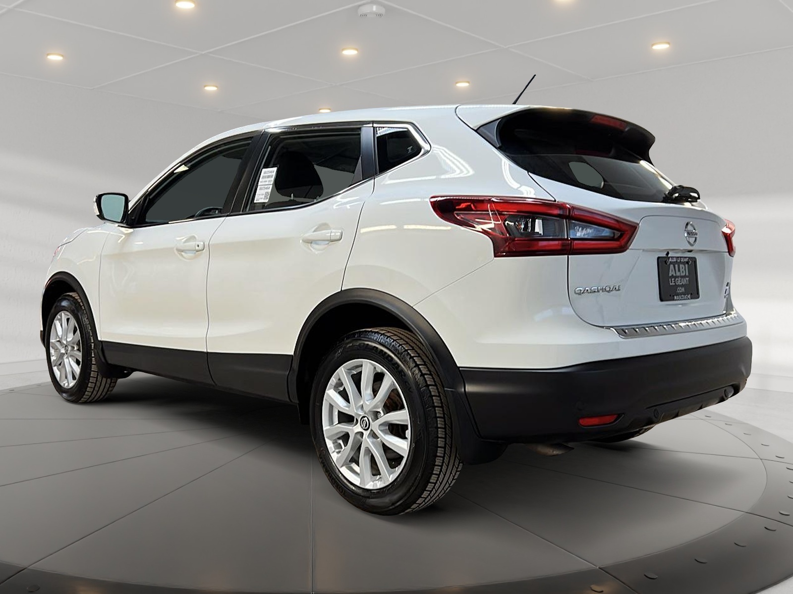 Nissan Qashqai S 4RM 2023 - image #6