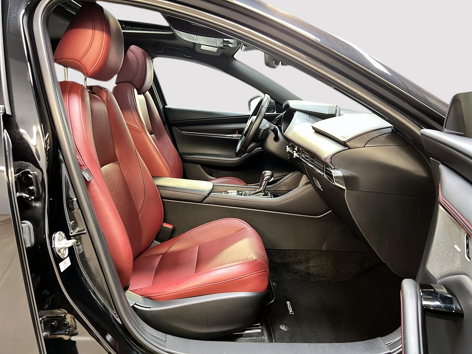 Mazda Mazda3 Sport GT CUIR TOIT NAV 4RM 2023 - image #8