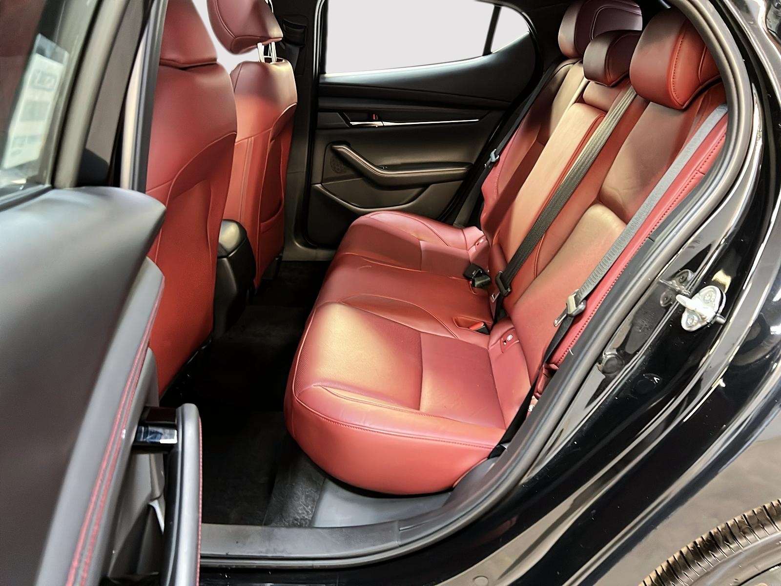 Mazda Mazda3 Sport GT CUIR TOIT NAV 4RM 2023 - image #9