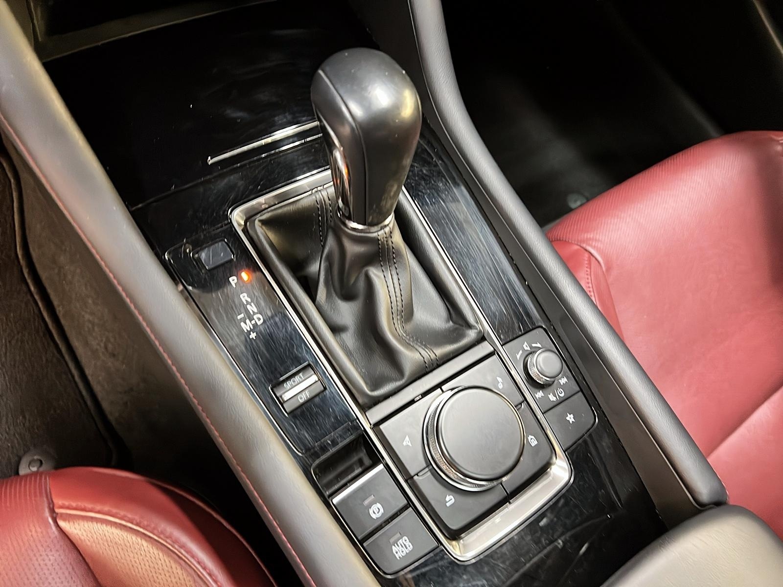 Mazda Mazda3 Sport GT CUIR TOIT NAV 4RM 2023 - image #15