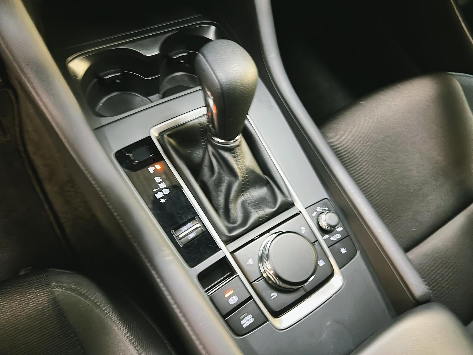 Mazda Mazda3 Sport GX 2024 - image #13