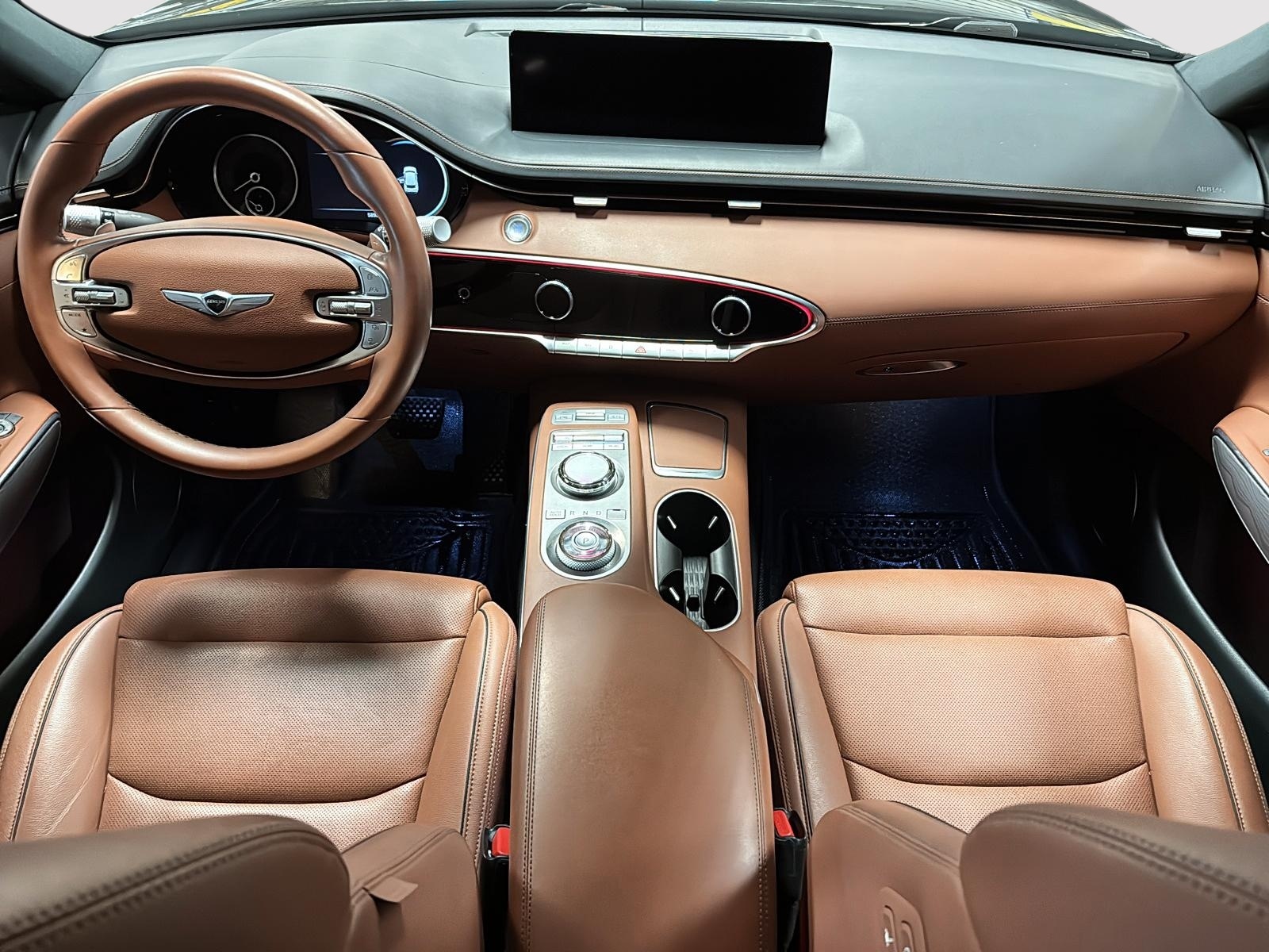 Genesis GV70 2022 - Image #11