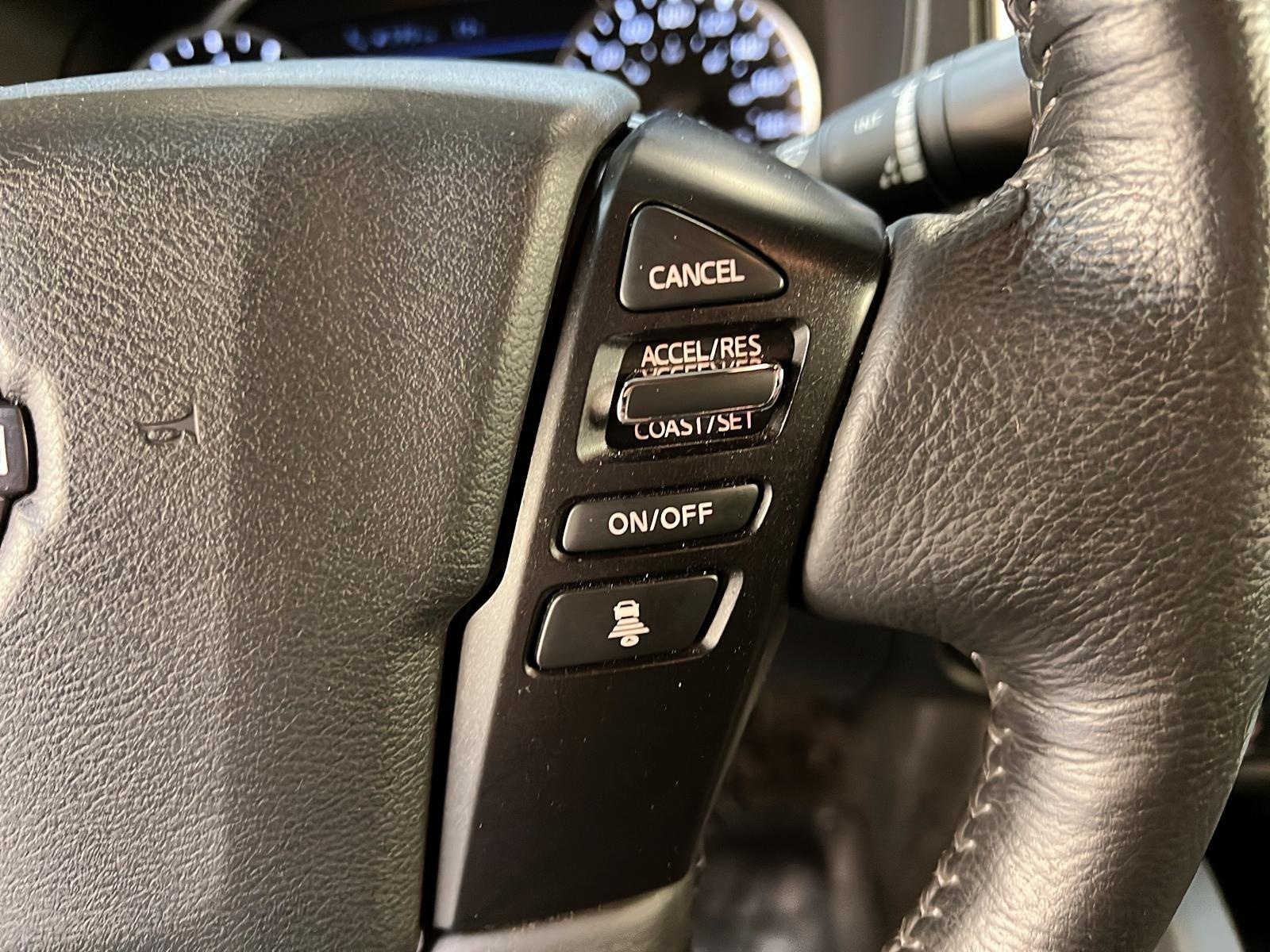 Nissan Frontier SV CREW CAB 4X4 2024 - image #19