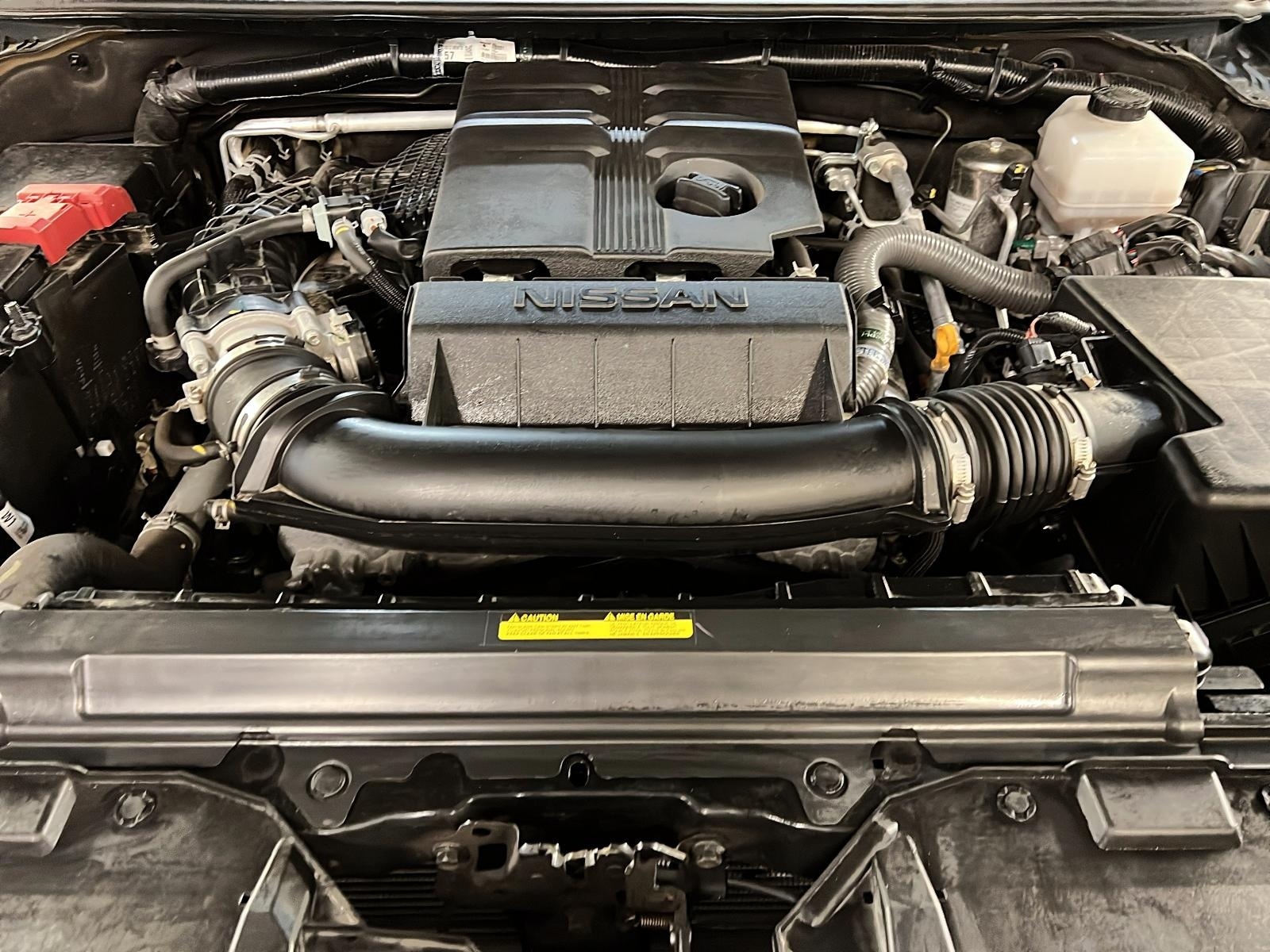 Nissan Frontier SV CREW CAB 4X4 2024 - image #11