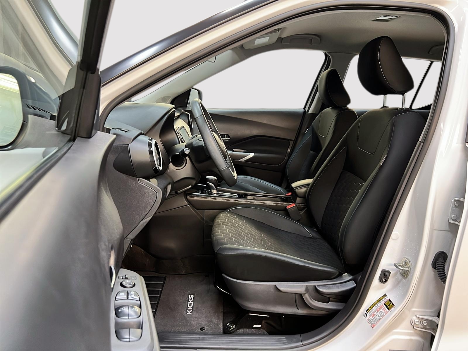 Nissan Kicks SV 2023 - image #7