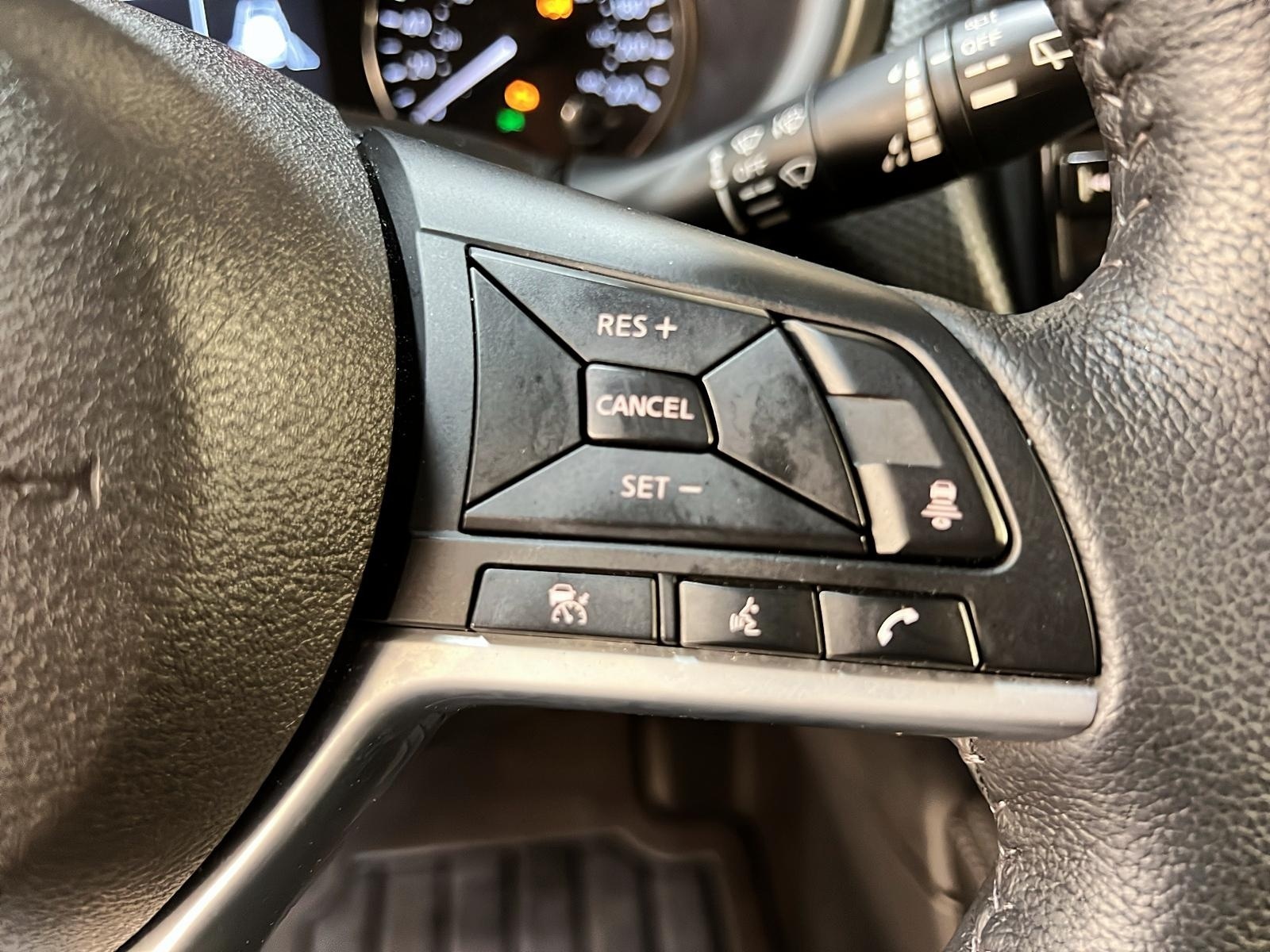 Nissan Kicks SV 2023 - image #18