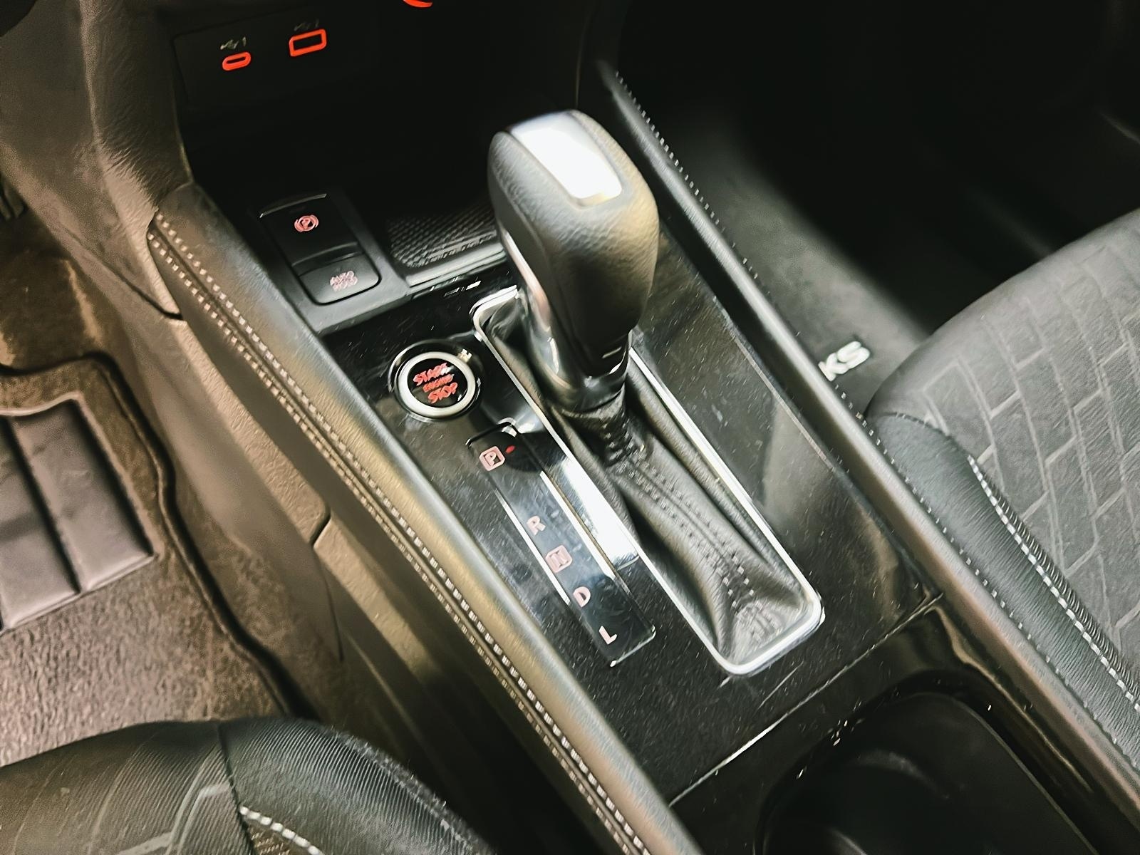 Nissan Kicks SV 2023 - image #13