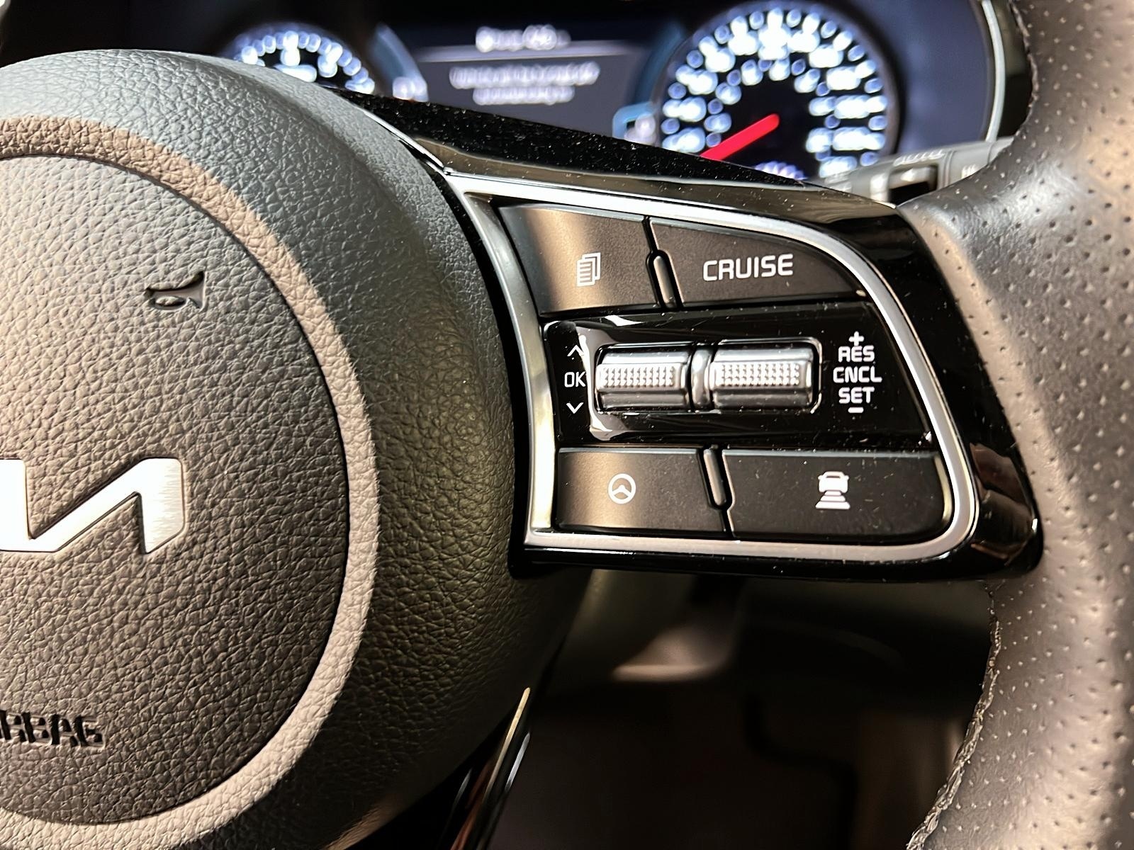 Kia SELTOS SX TURBO CUIR TOIT NAV 4RM 2023 - image #20