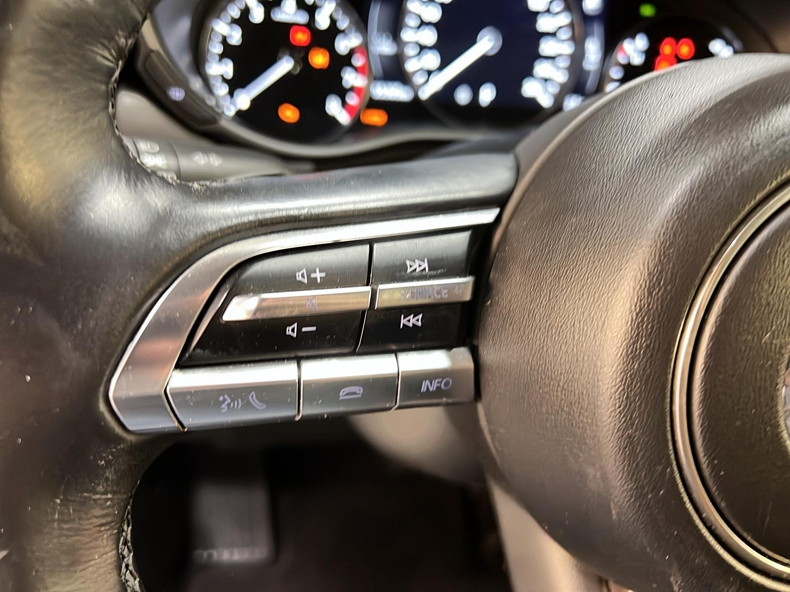 Mazda CX-50 2023 - Image #20