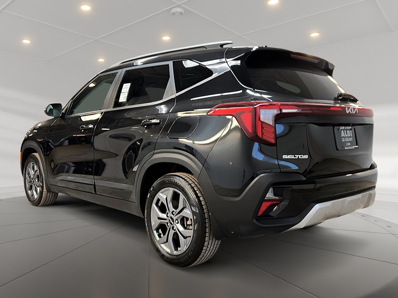 Kia SELTOS EX CUIR TOIT 4RM 2025 - image #6