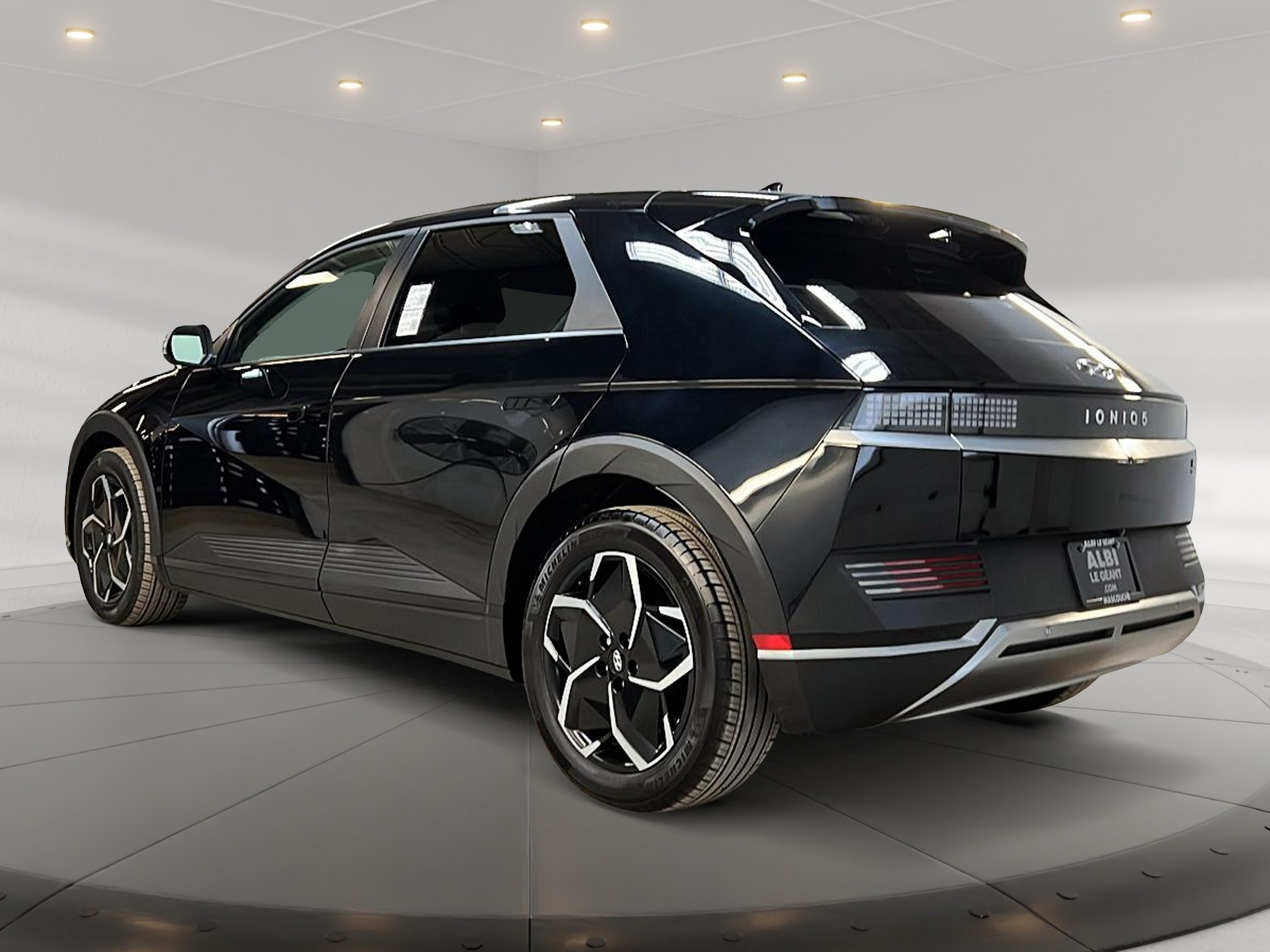 Hyundai IONIQ 5 PREFERRED LONG RANGE NAV 2024 - image #6