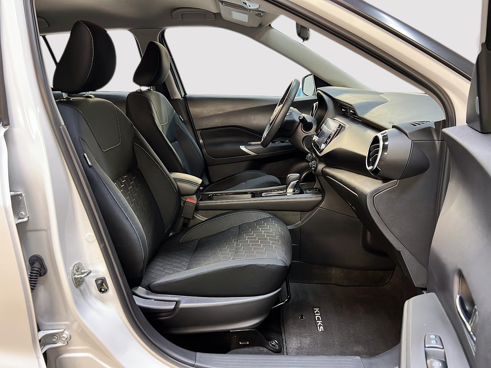 Nissan Kicks SV 2024 - image #8