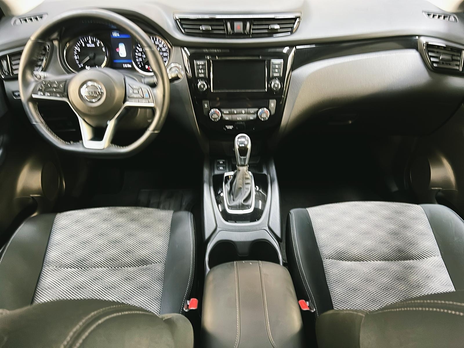 Nissan Qashqai SV TOIT 4RM 2023 - image #11