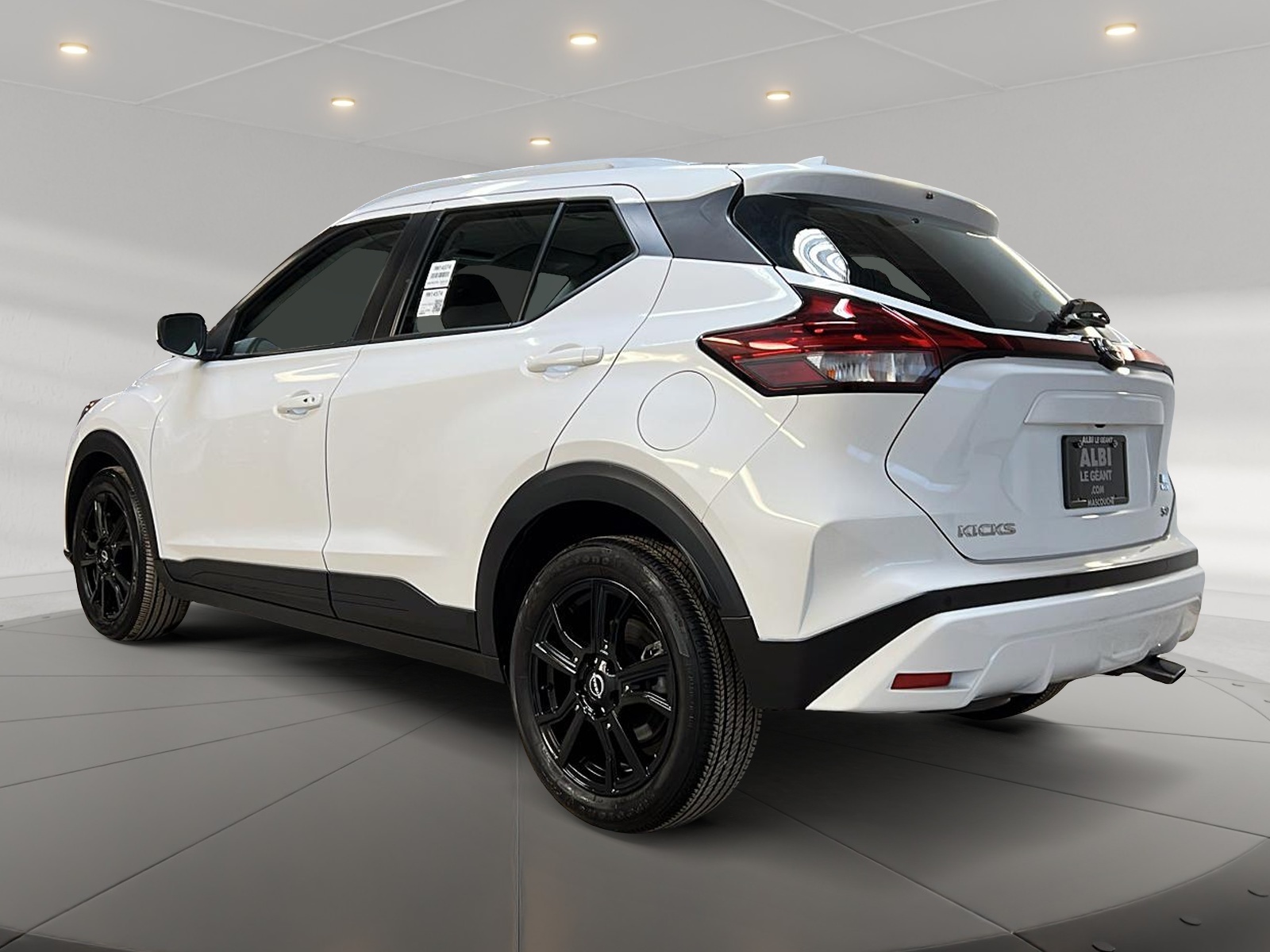 Nissan Kicks 2023 - Image #6