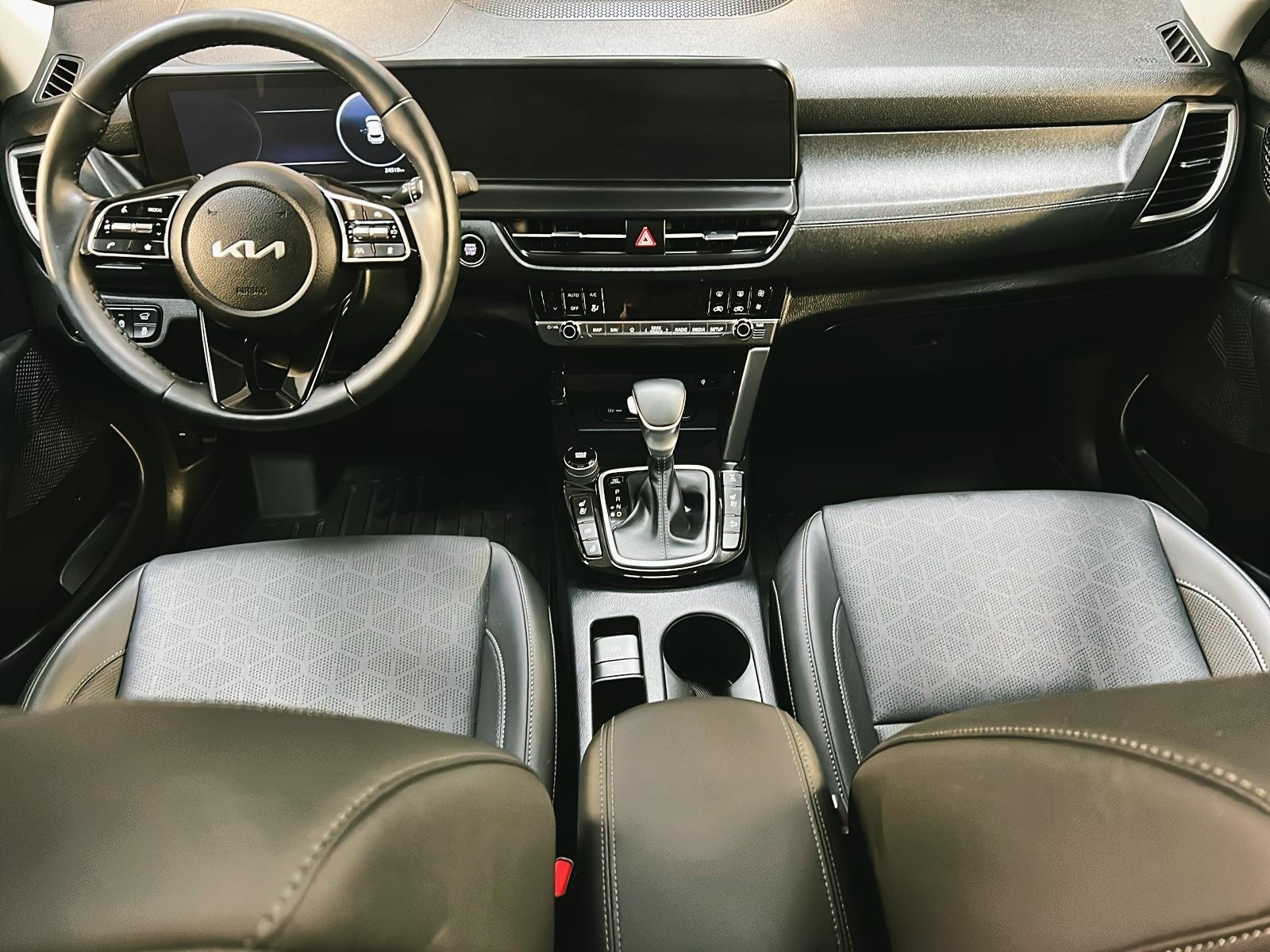 Kia SELTOS EX PREMIUM CUIR TOIT NAV 4RM 2024 - image #11