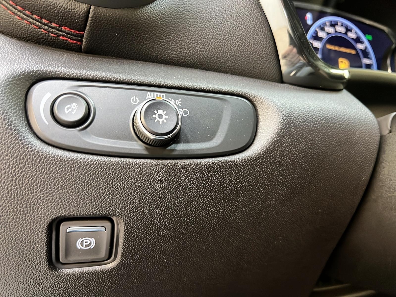 Chevrolet Blazer 1RS CUIR TOIT PANO NAV 4RM 2024 - image #23