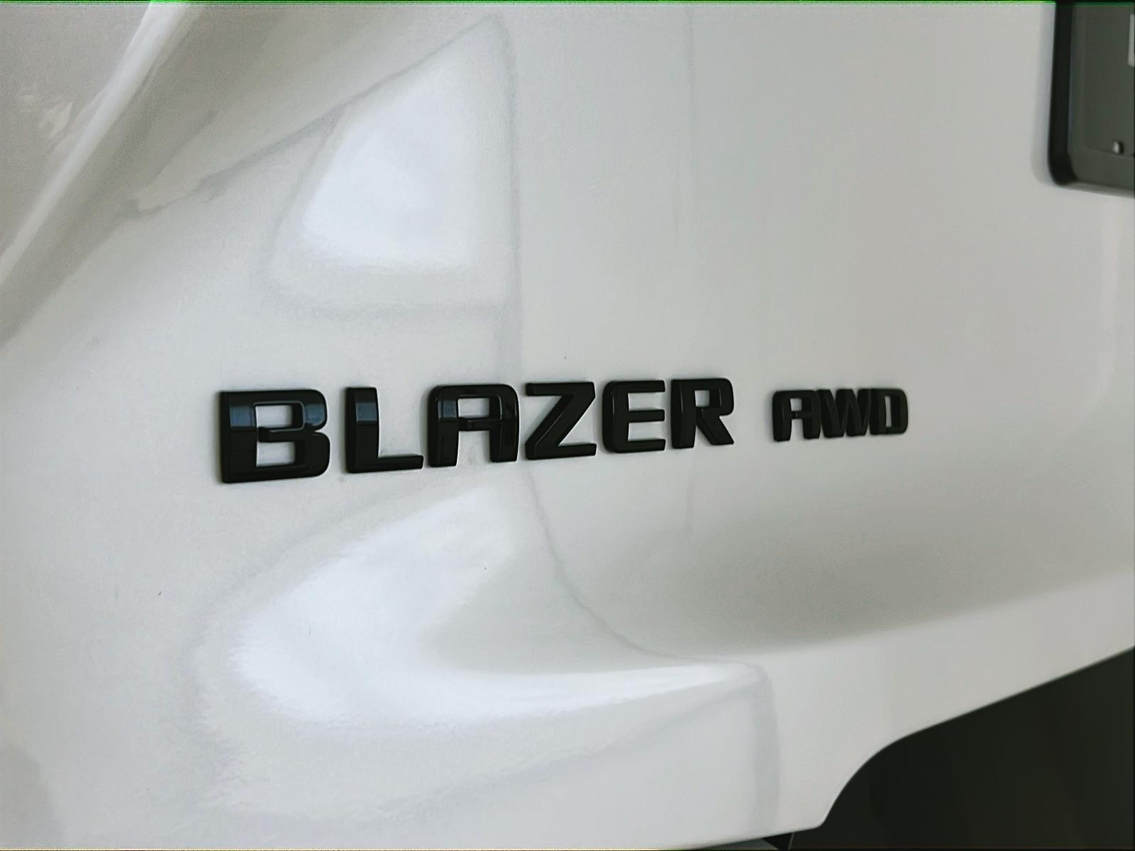 Chevrolet Blazer 1RS CUIR TOIT PANO NAV 4RM 2024 - image #30