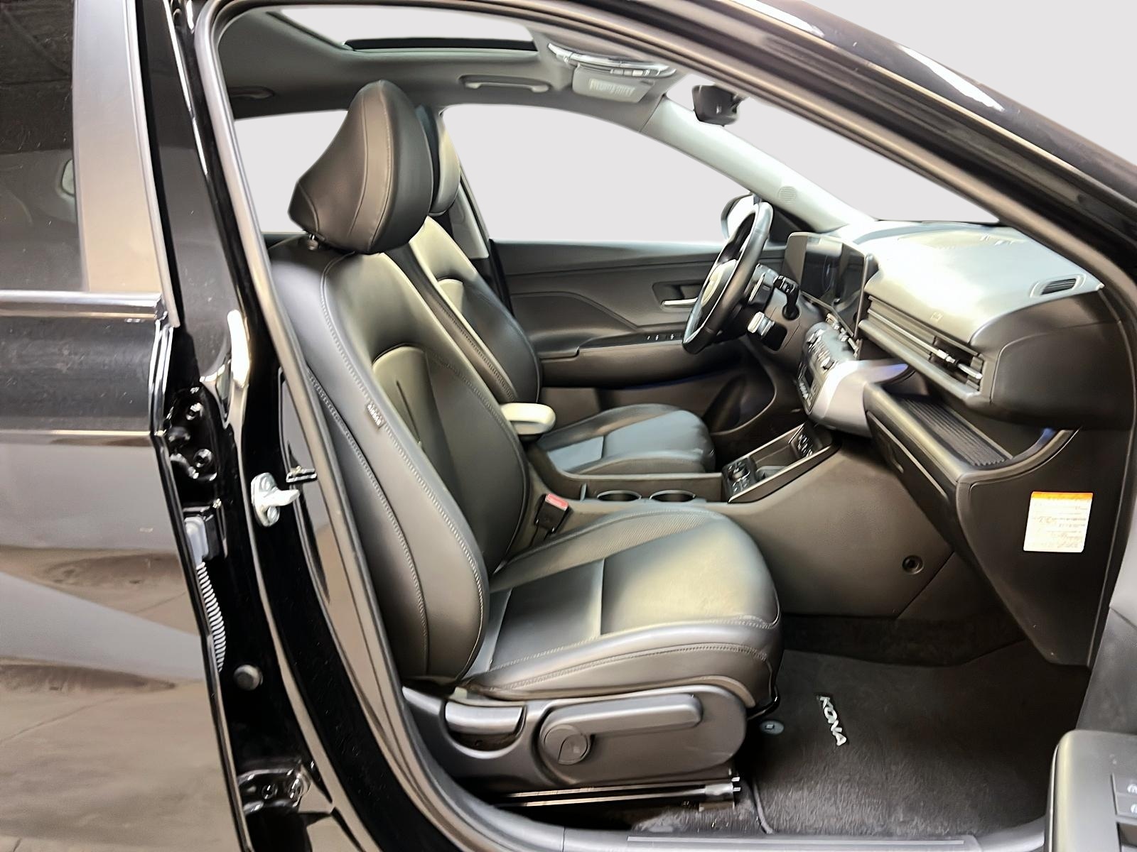 Hyundai Kona EV ULTIMATE CUIR TOIT NAV 2024 - image #8