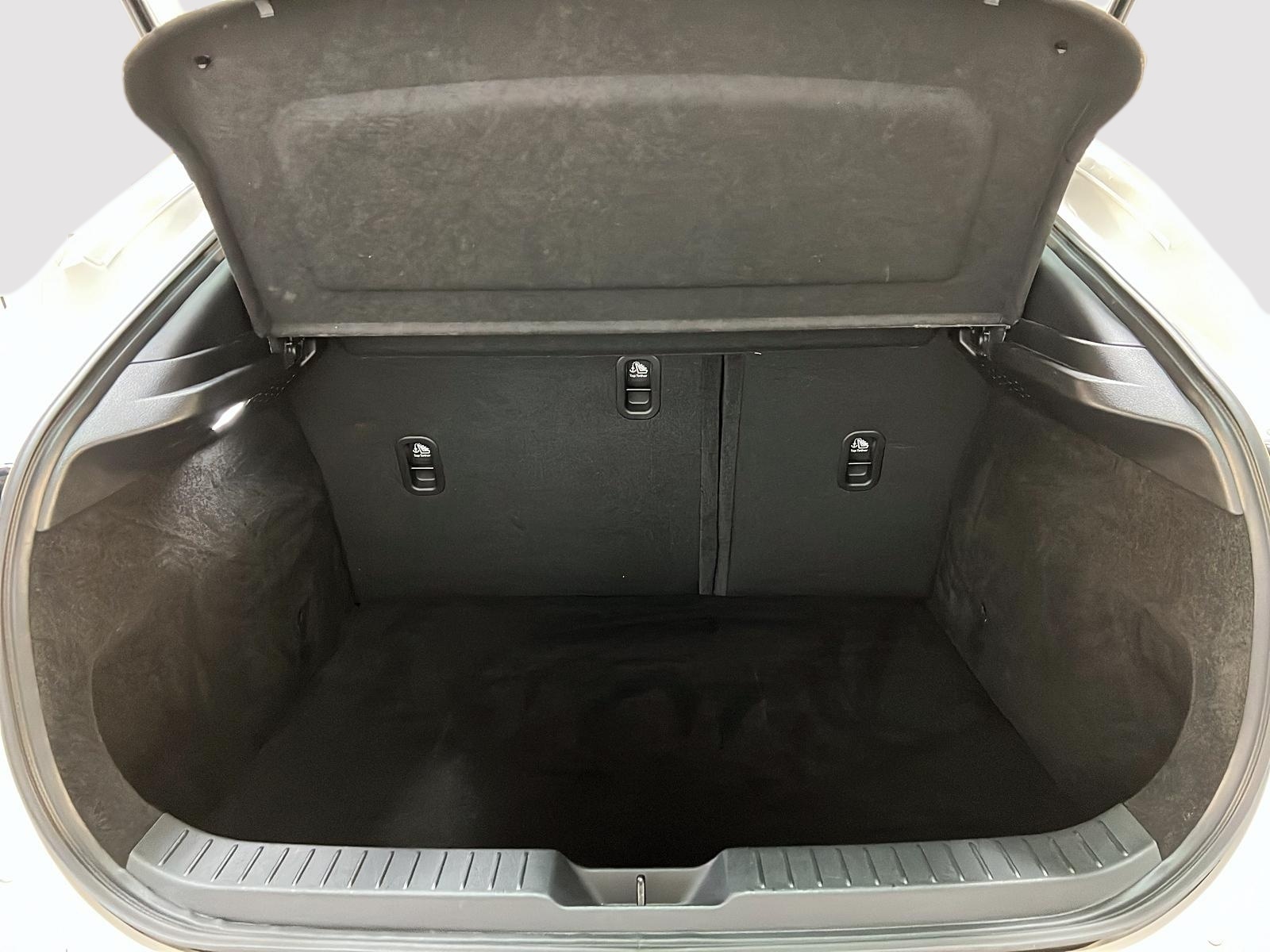 Mazda CX-30 2023 - Image #12