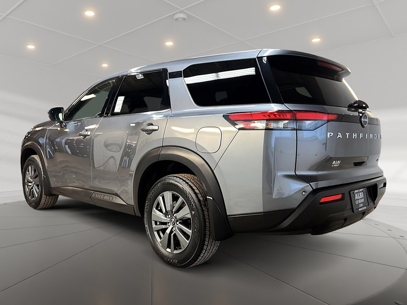 Nissan Pathfinder S 4RM 2023 - image #6