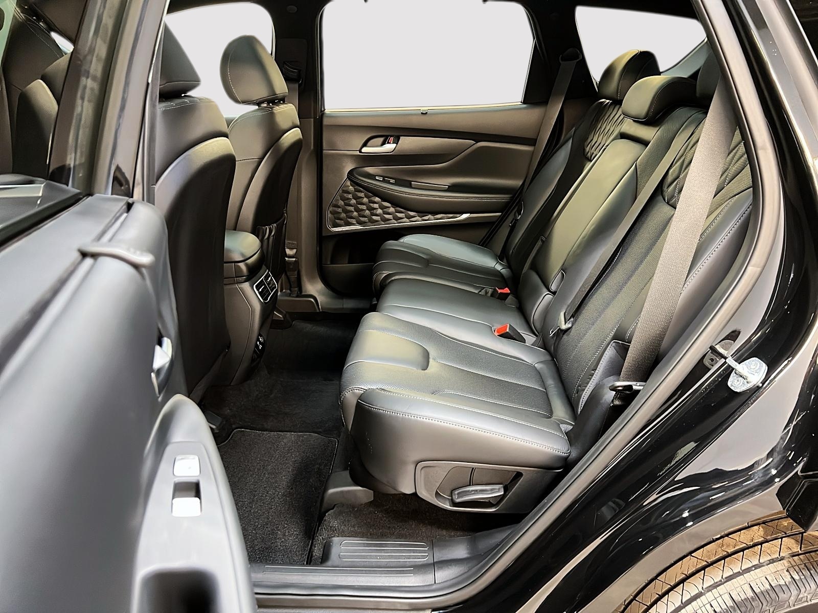 Hyundai Santa Fe ULTIMATE CALLIGRAPHY CUIR TOIT PANO NAV 4RM 2022 - image #9