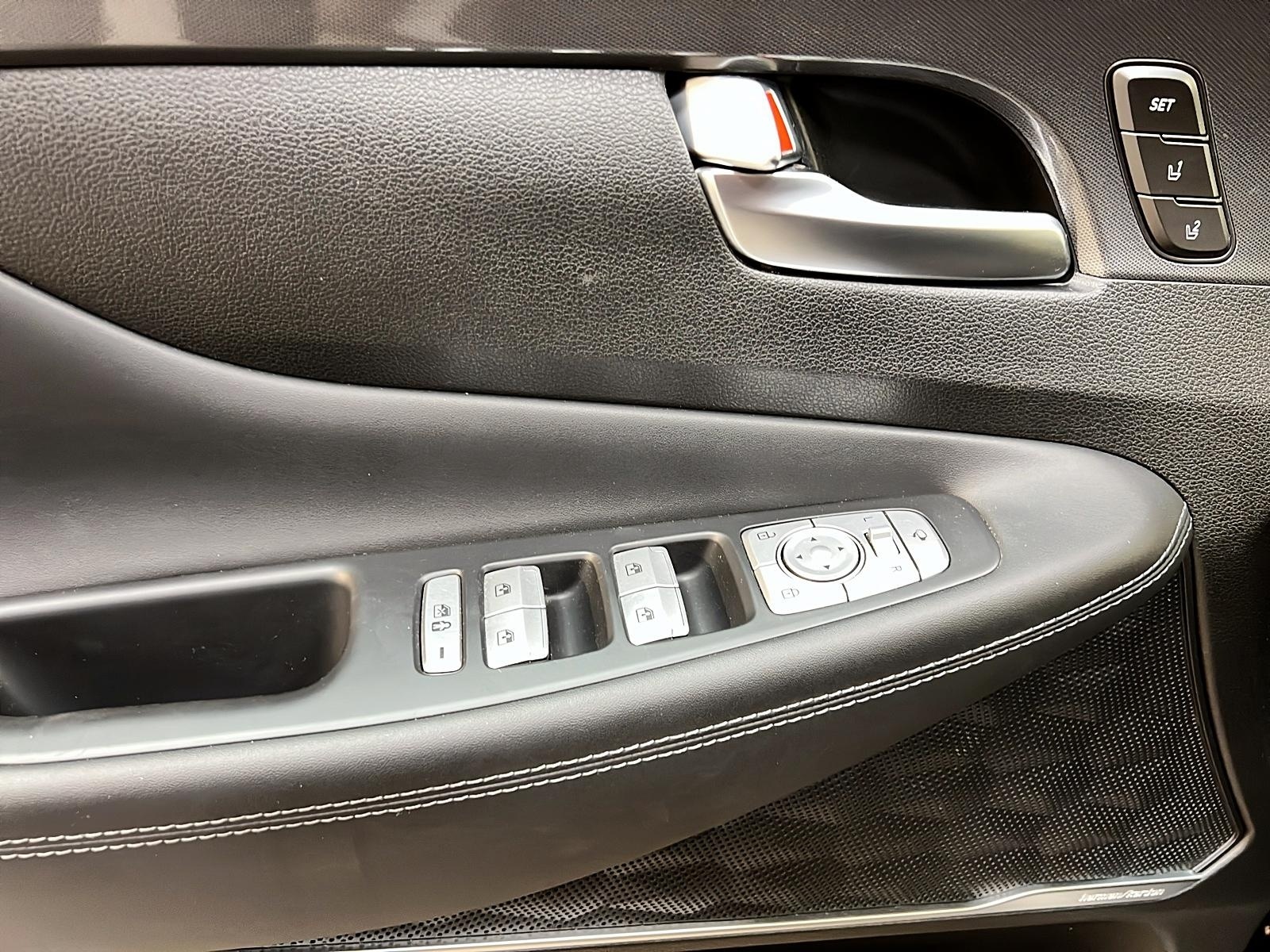 Hyundai Santa Fe ULTIMATE CALLIGRAPHY CUIR TOIT PANO NAV 4RM 2022 - image #23