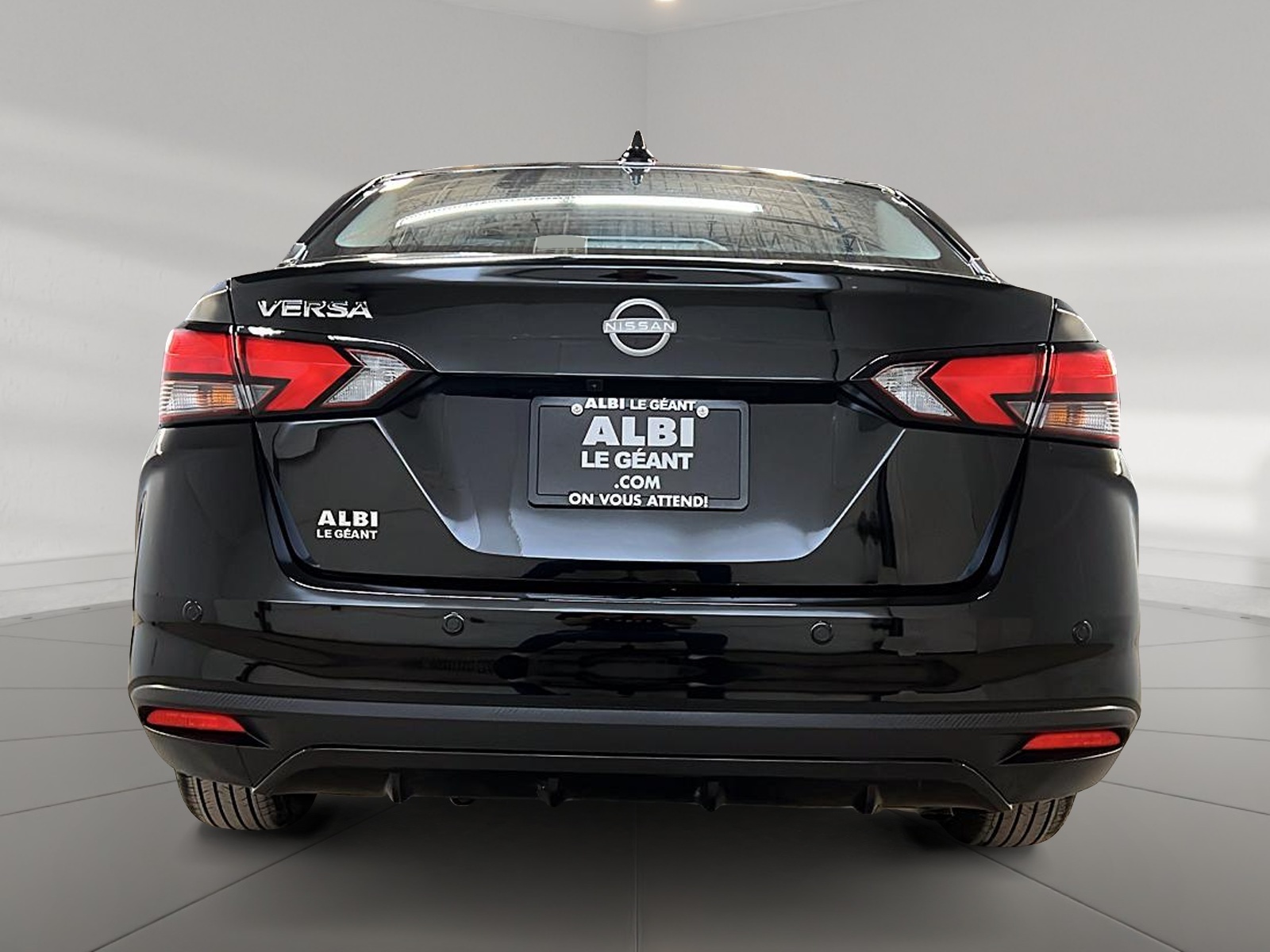 Nissan Versa SV 2025 — photo 5
