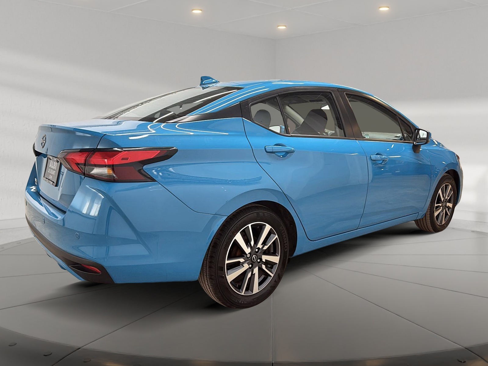 Nissan Versa SV 2025 — photo 4