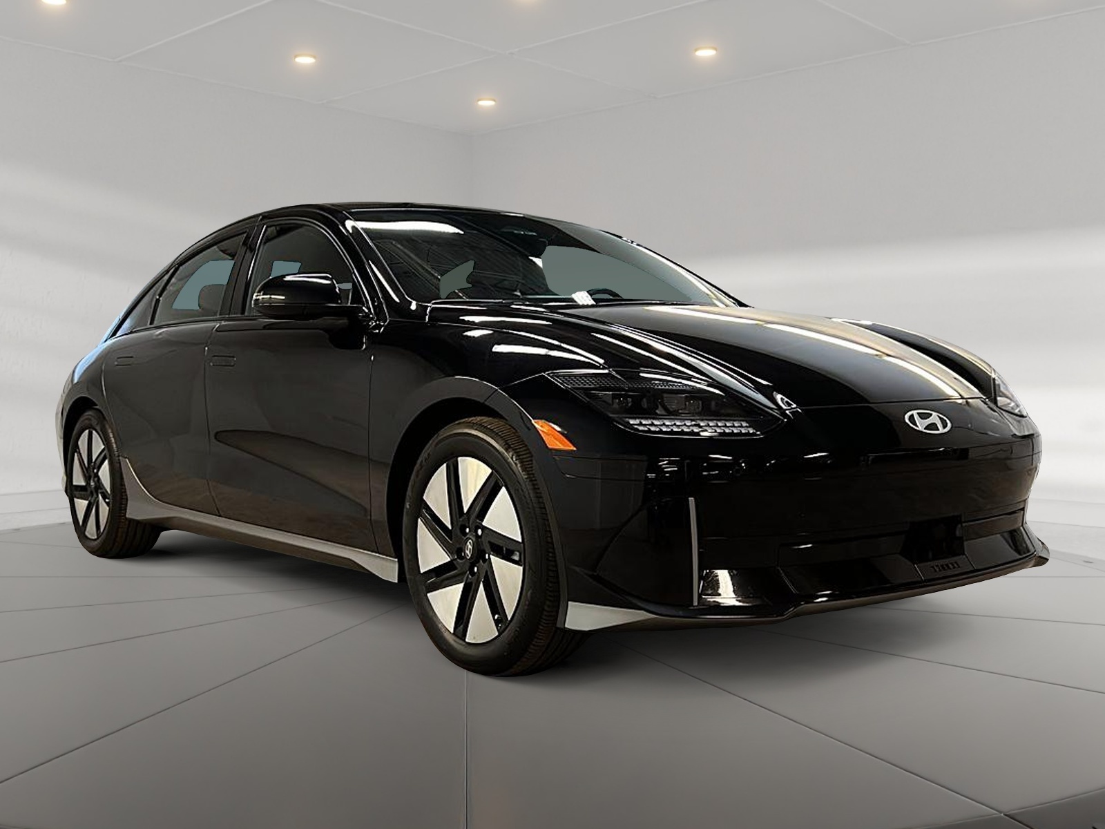 Hyundai IONIQ 6 PREFERRED LONG RANGE NAV 4RM 2024 - image #3