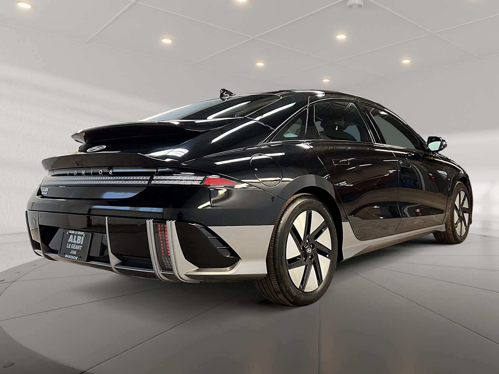 Hyundai IONIQ 6 PREFERRED LONG RANGE NAV 4RM 2024 - image #4