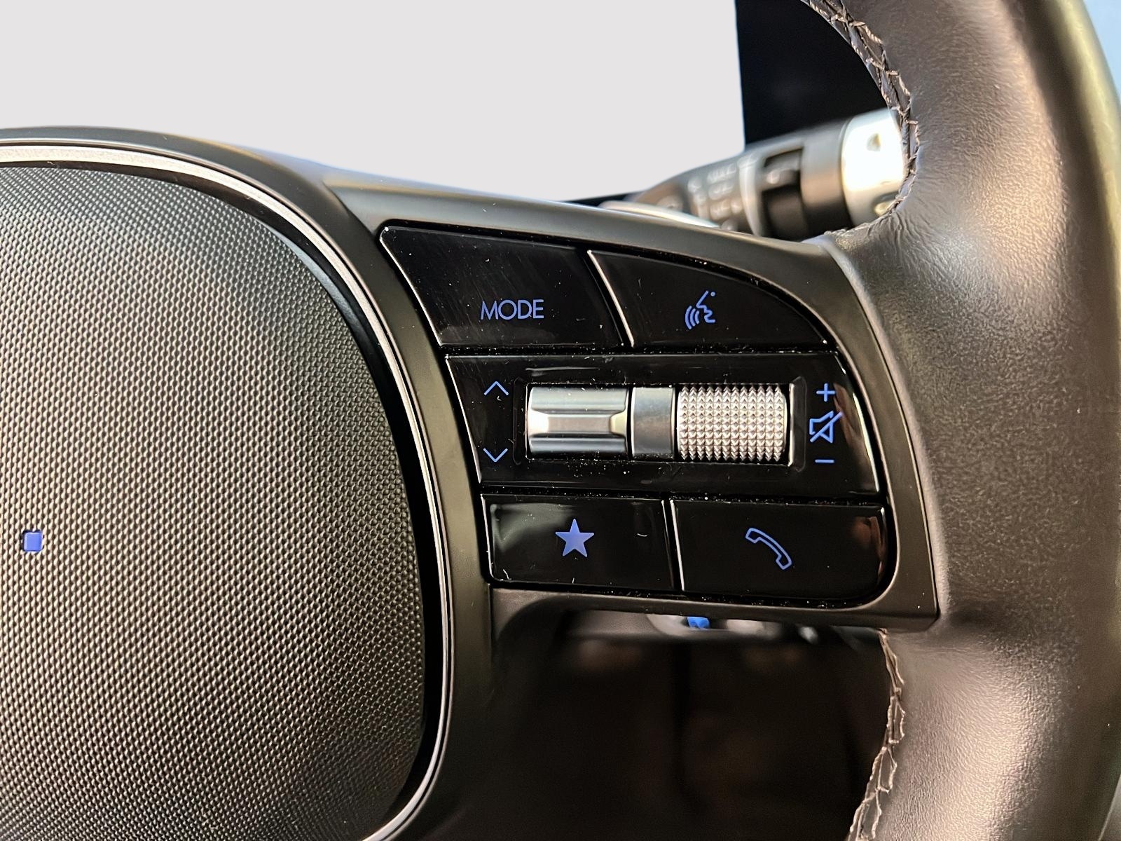Hyundai IONIQ 6 PREFERRED LONG RANGE 4RM NAV 2024 - image #20