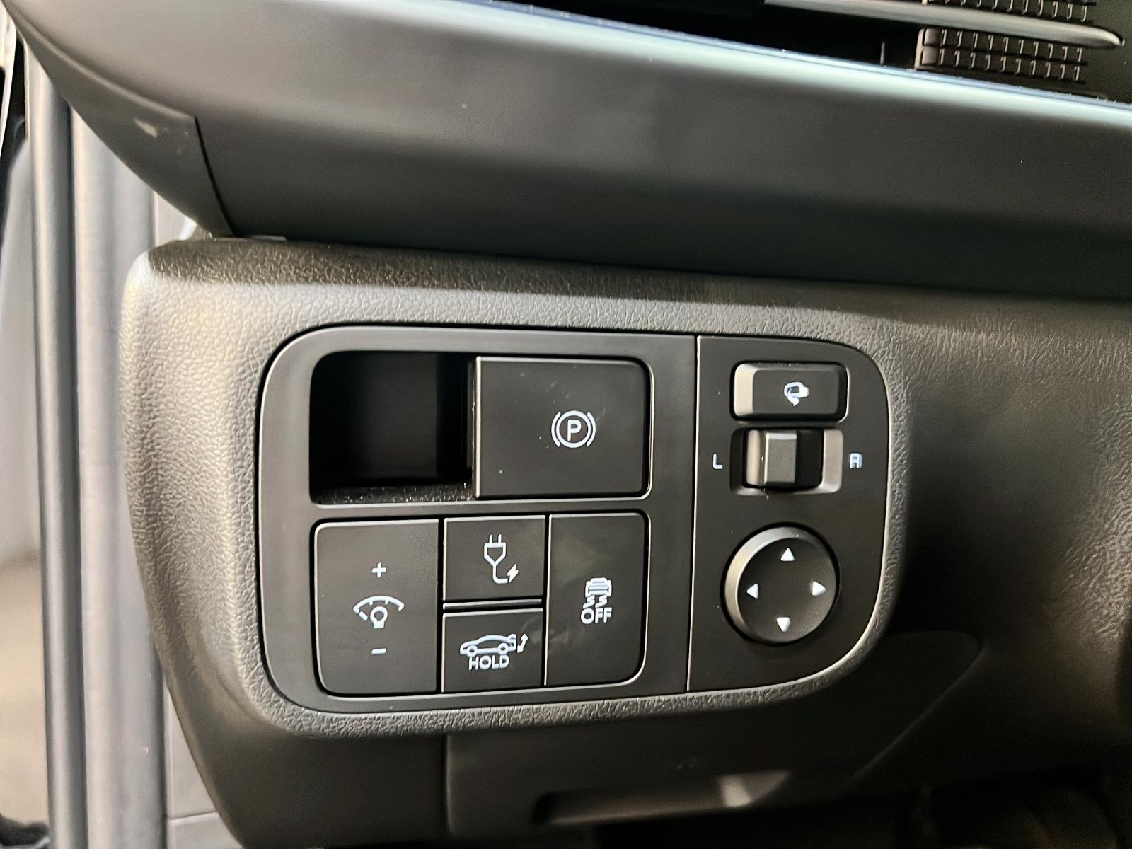 Hyundai IONIQ 6 PREFERRED LONG RANGE NAV 4RM 2024 - image #22