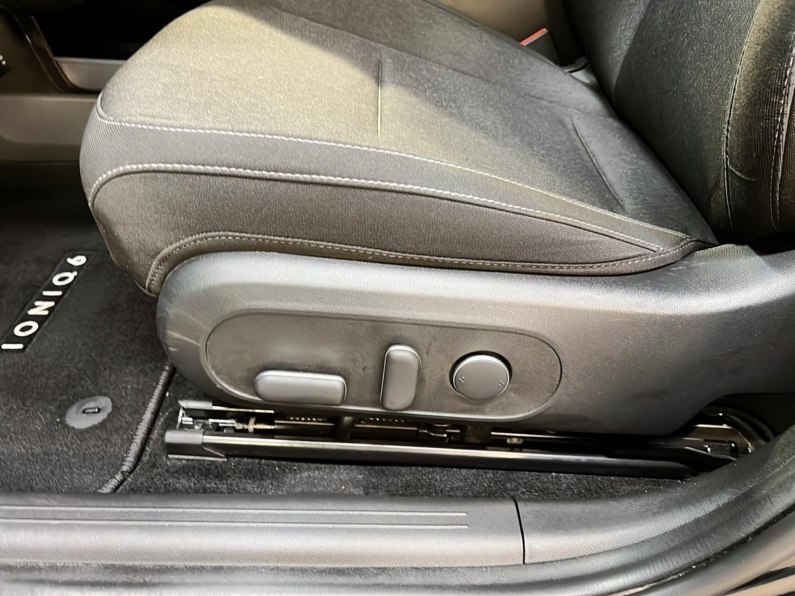Hyundai IONIQ 6 PREFERRED LONG RANGE 4RM NAV 2024 - image #25