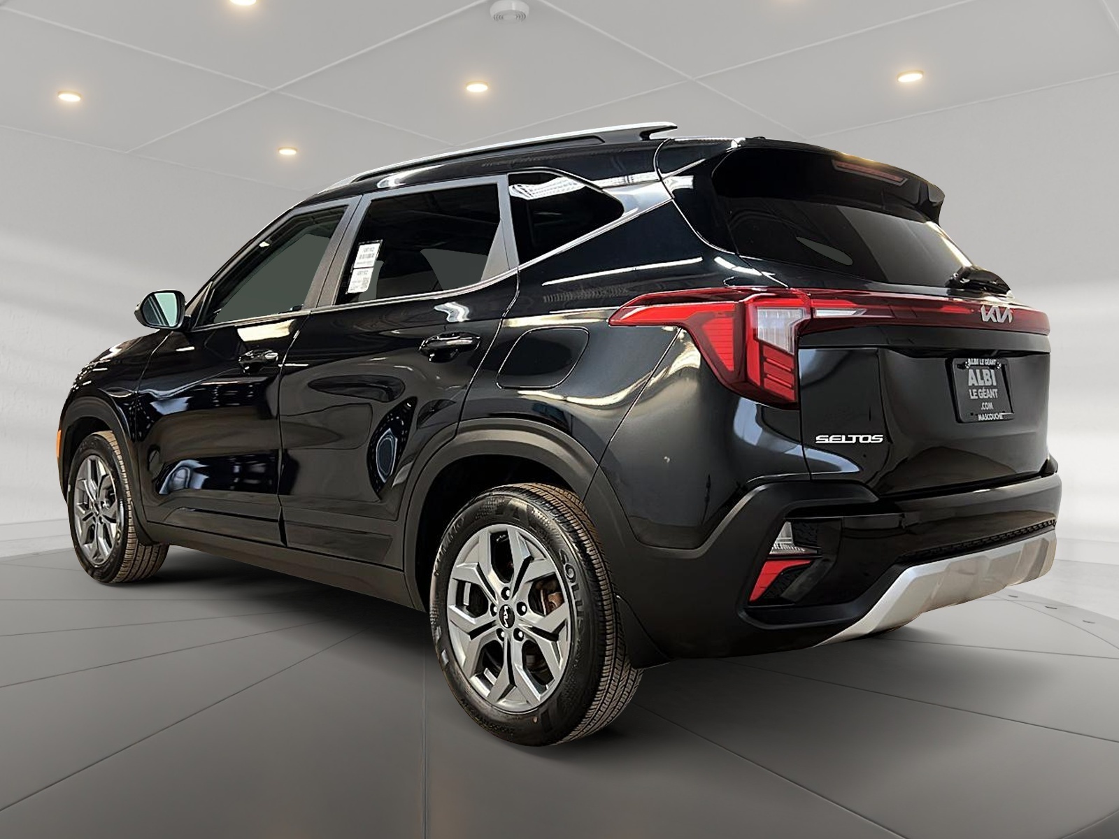 Kia SELTOS EX CUIR TOIT 4RM 2024 - image #6