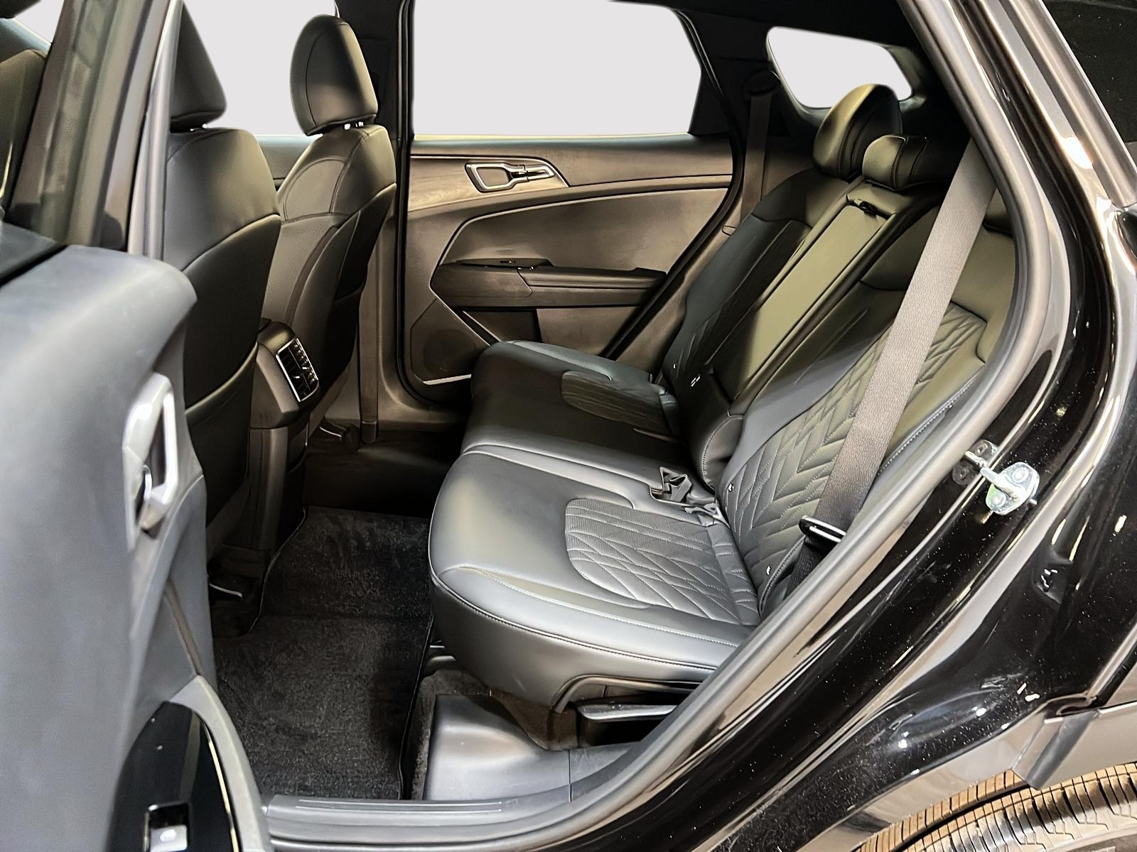 Kia Sportage X-LINE CUIR 4RM 2025 - image #9