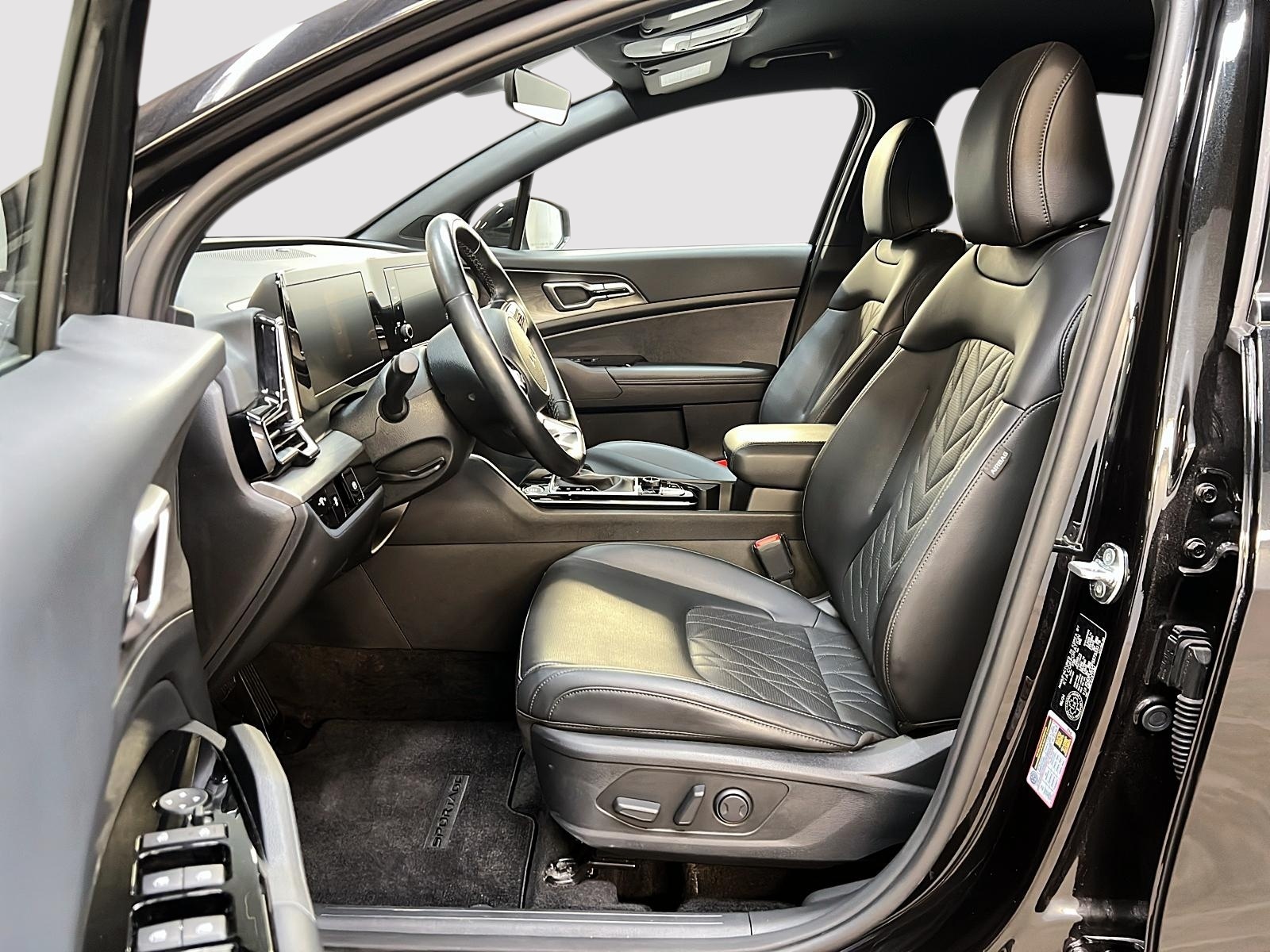 Kia Sportage X-LINE CUIR 4RM 2025 - image #7