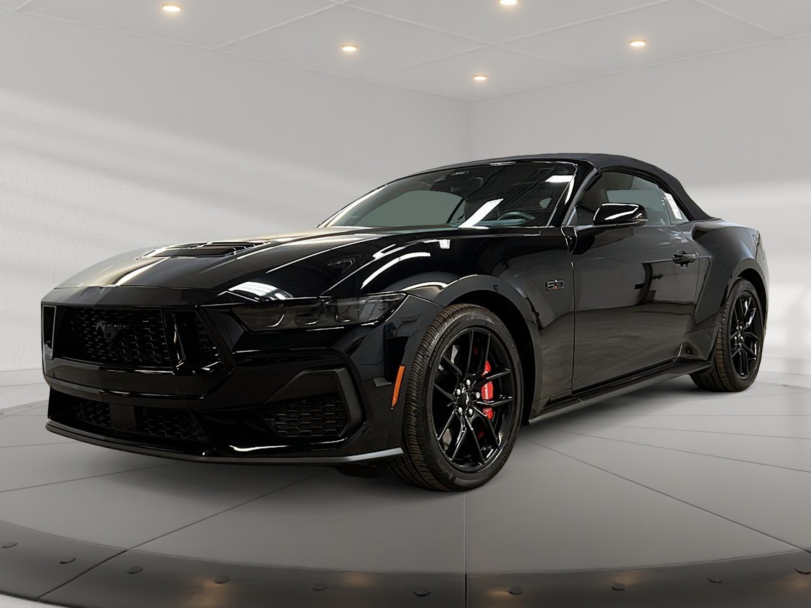 Ford Mustang 2024 - Image #2