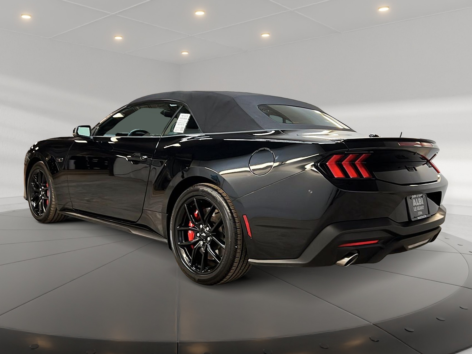 Ford Mustang 2024 - Image #7