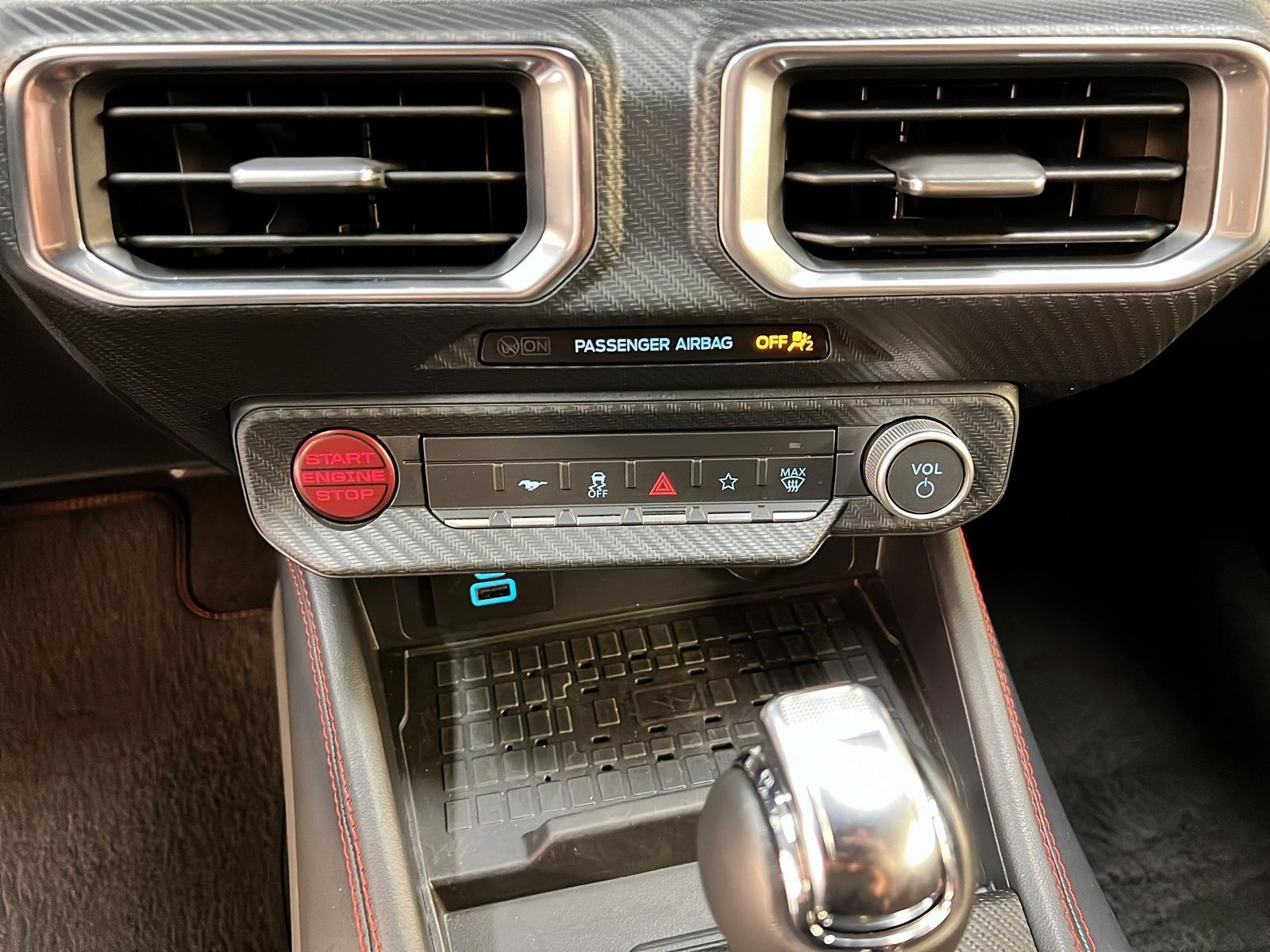 Ford Mustang GT PREMIUM CONVERTIBLE CUIR NAV 2024 - image #16