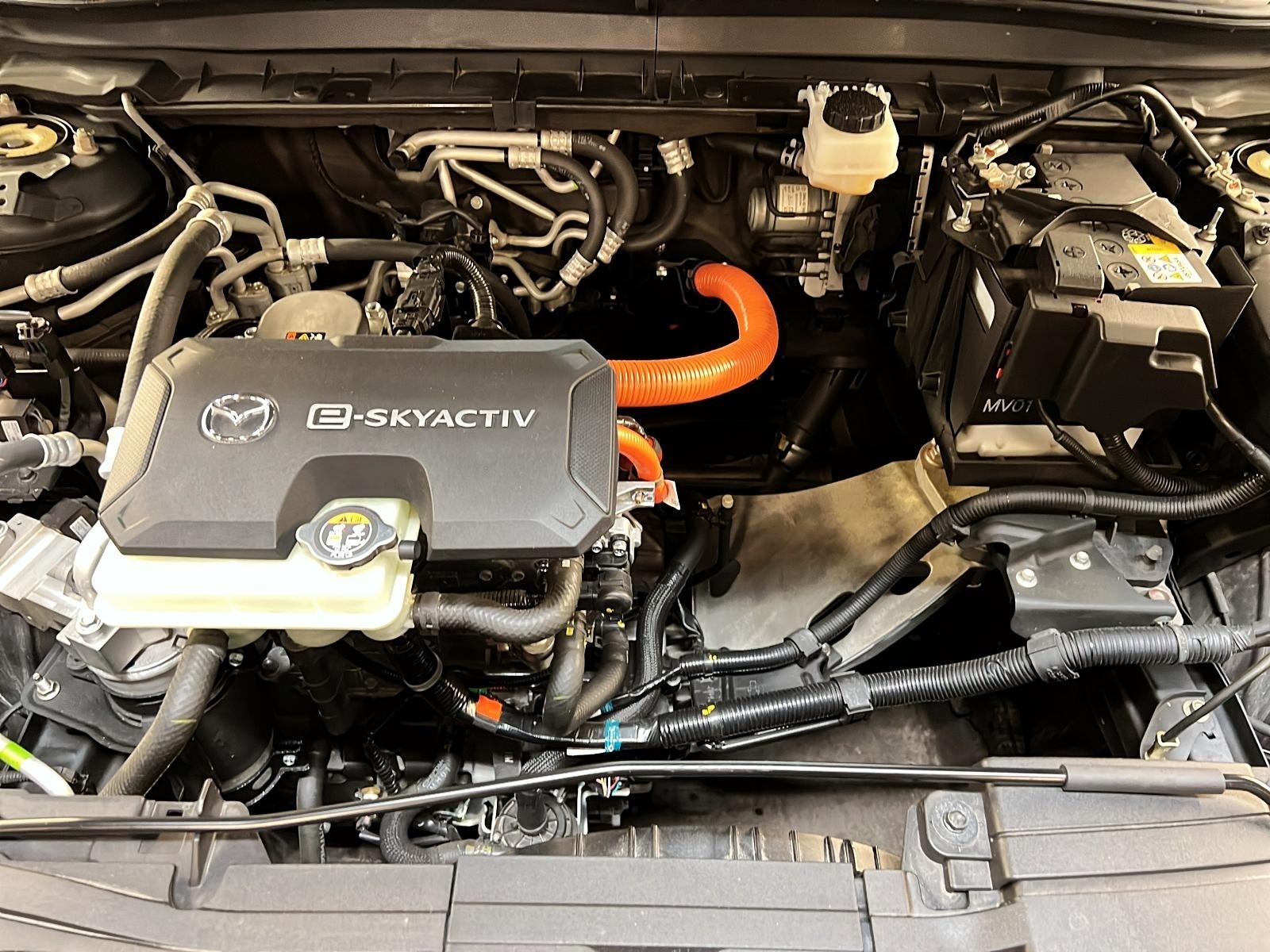 Mazda MX-30 2023 - Image #11