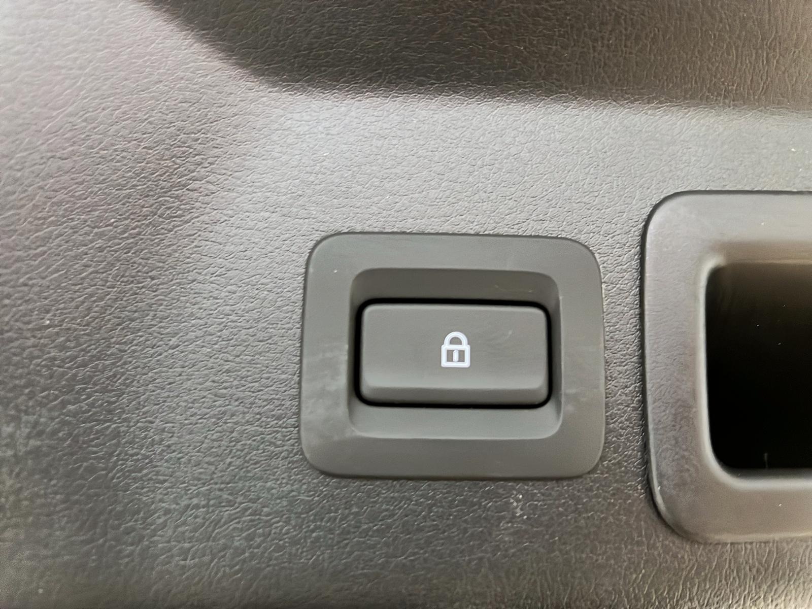 Mazda MX-30 GS NAV 2023 - image #13