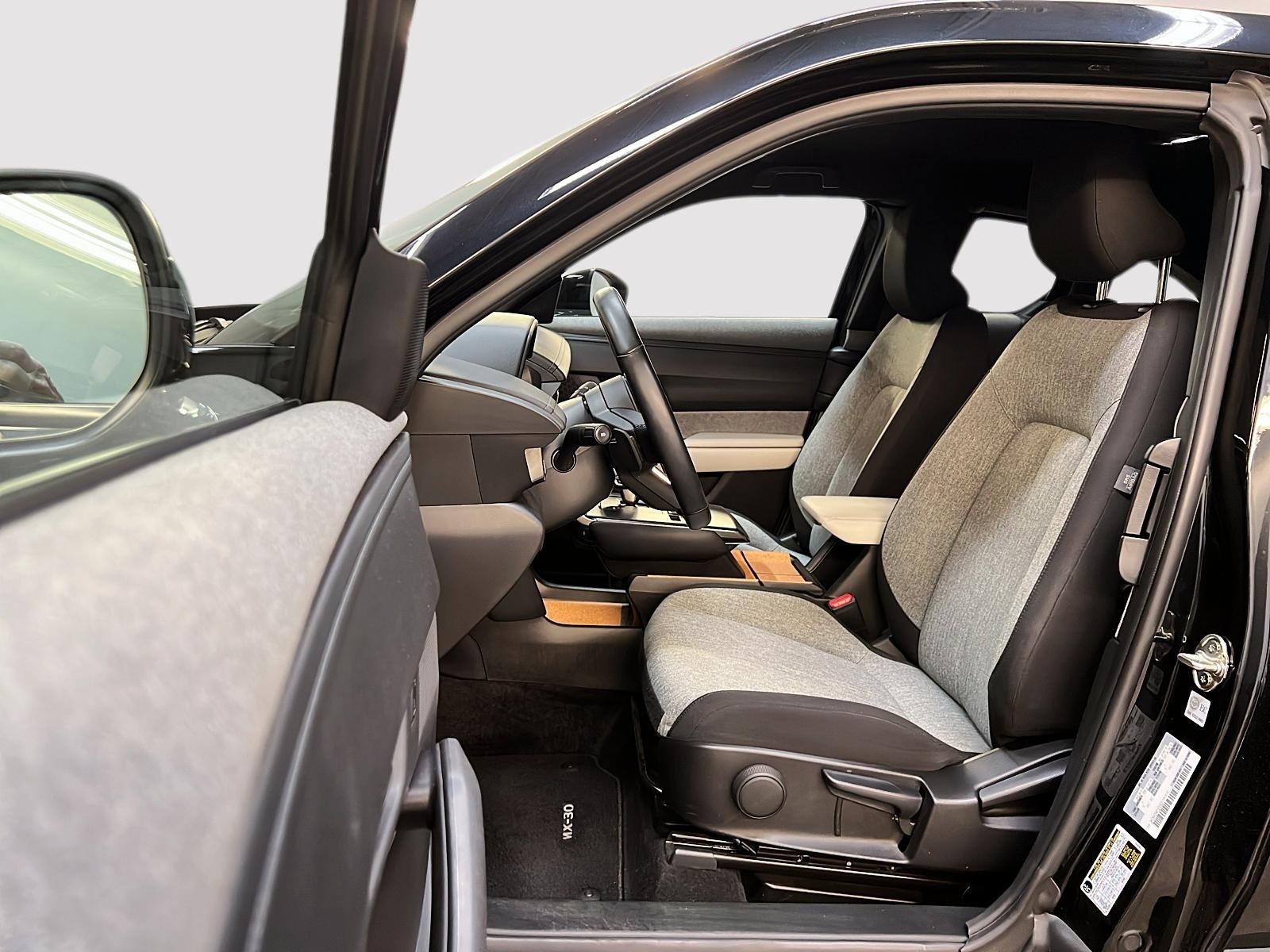 Mazda MX-30 GS NAV 2023 - image #7