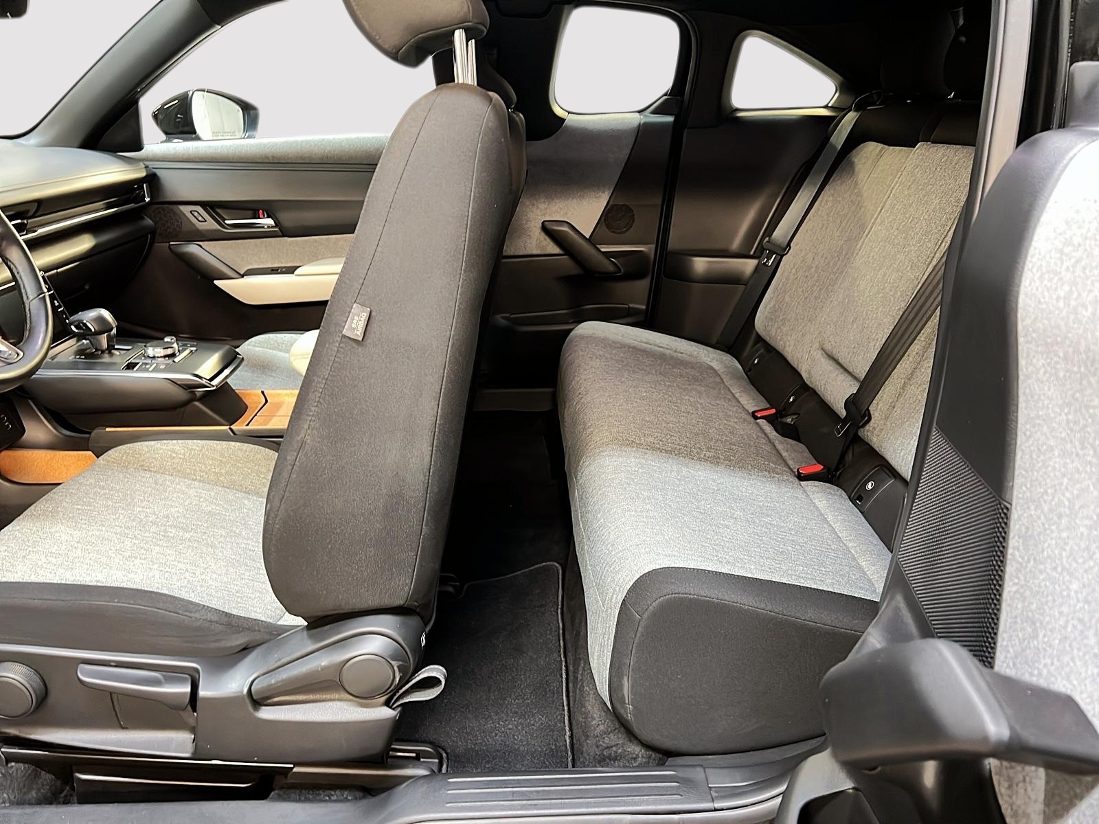 Mazda MX-30 2023 - Image #9