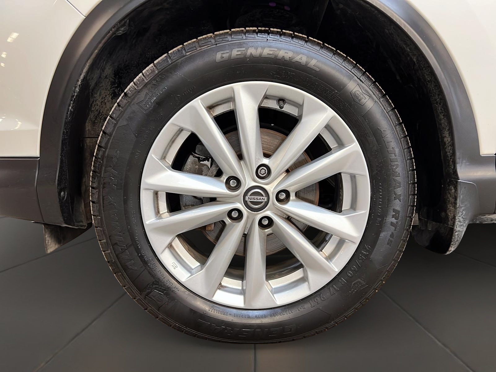 Nissan Qashqai SV TOIT 4RM 2019 - image #27