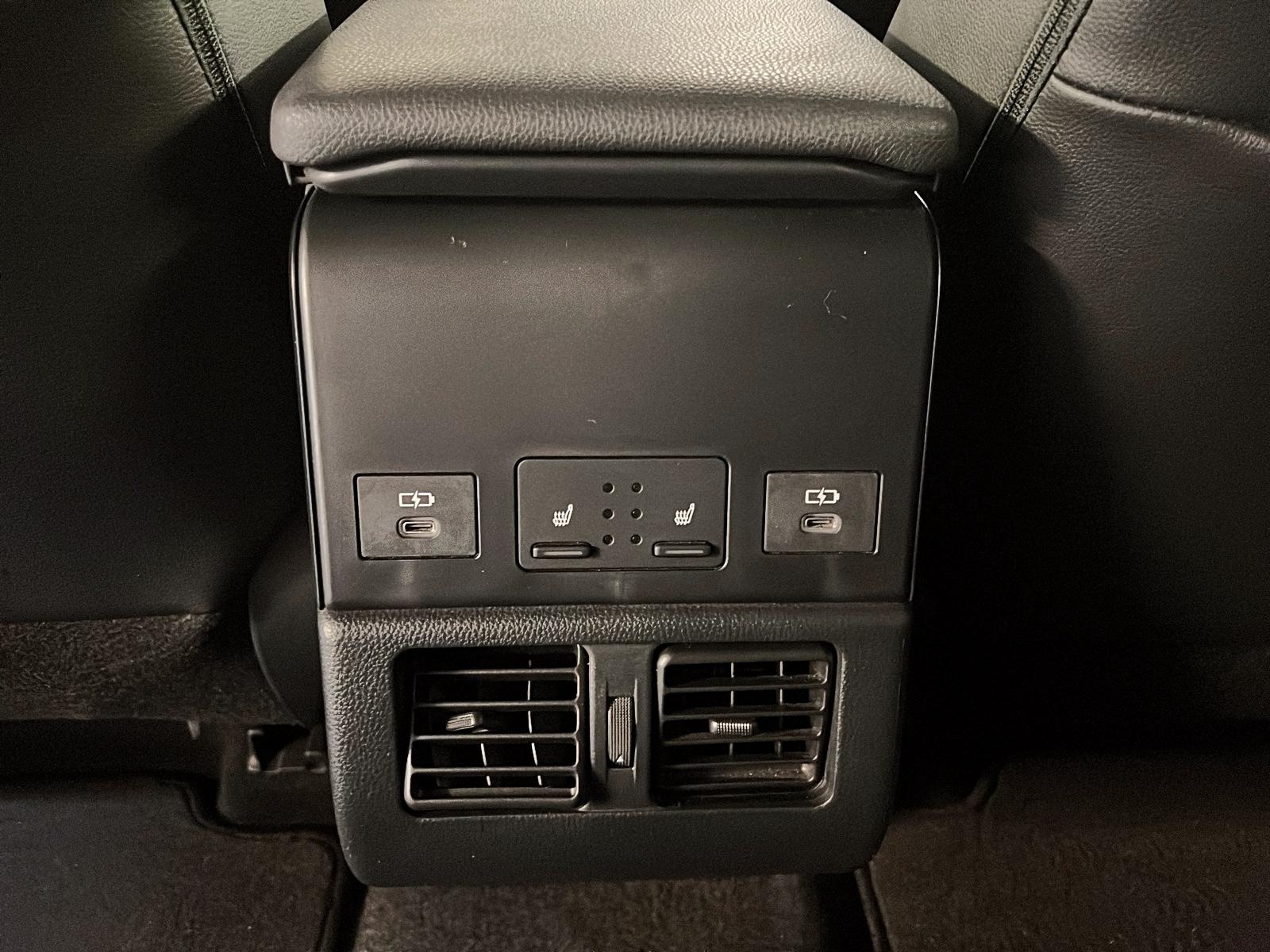 Subaru Solterra LUXURY CUIR 4RM 2023 - image #10