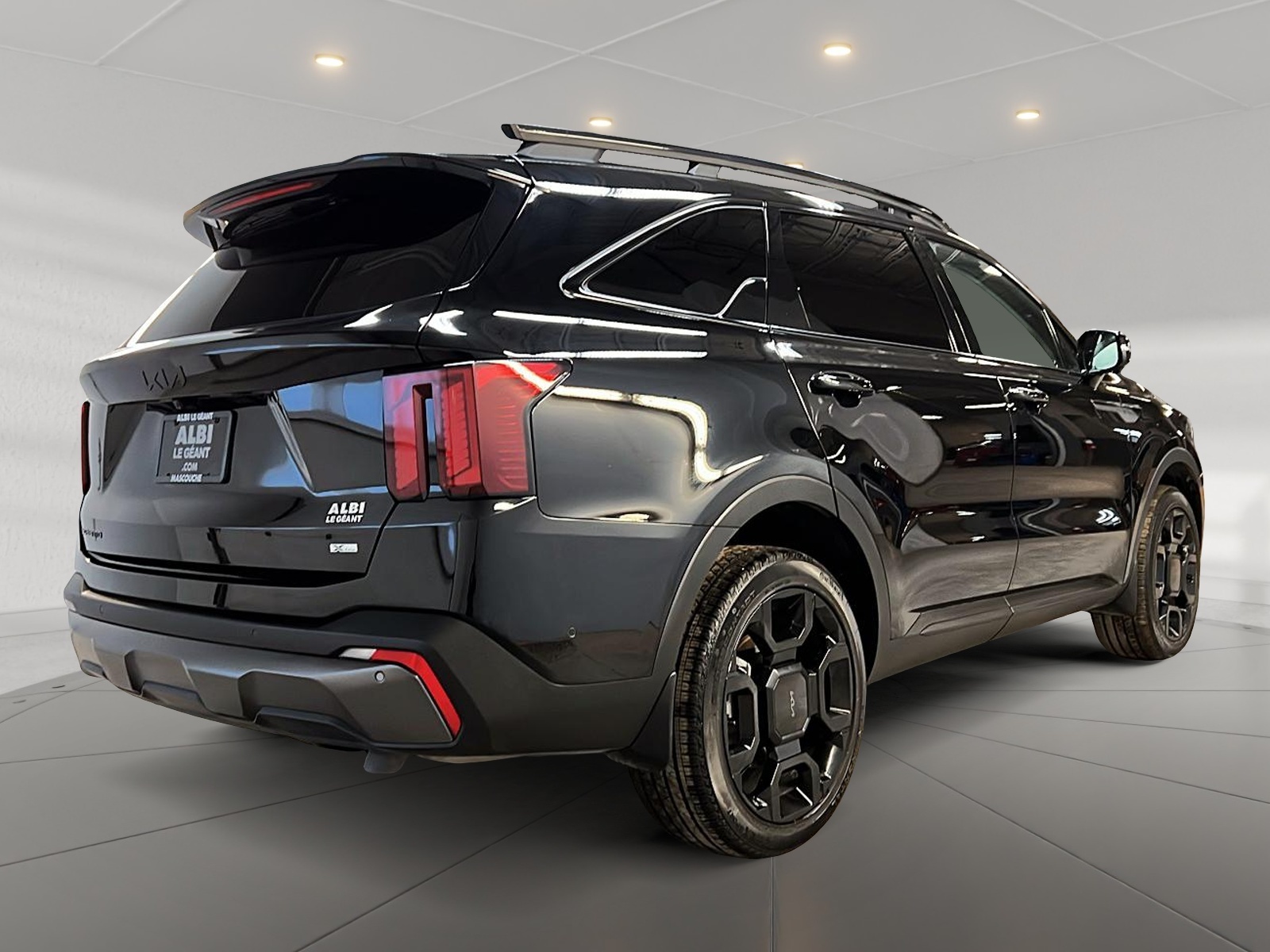 Kia Sorento X-LINE LIMITED CUIR TOIT PANO NAV 4RM 2025 - image #4